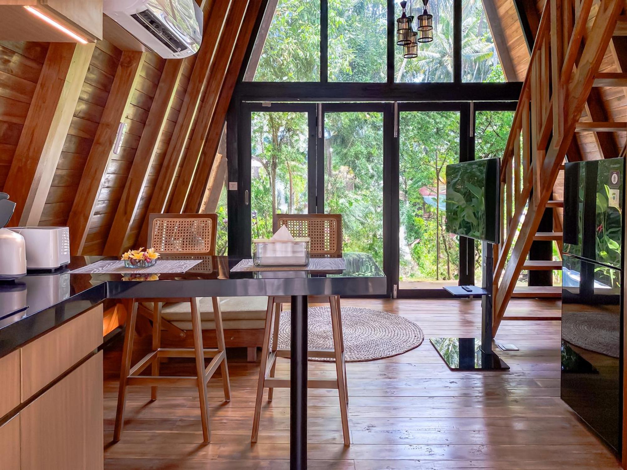 Villa Hidden Den *