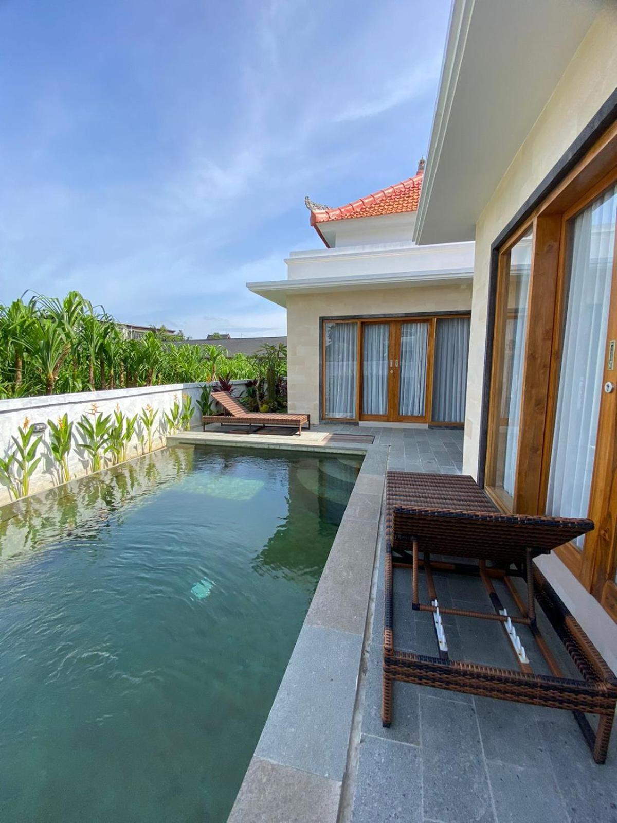 Villa Eka *