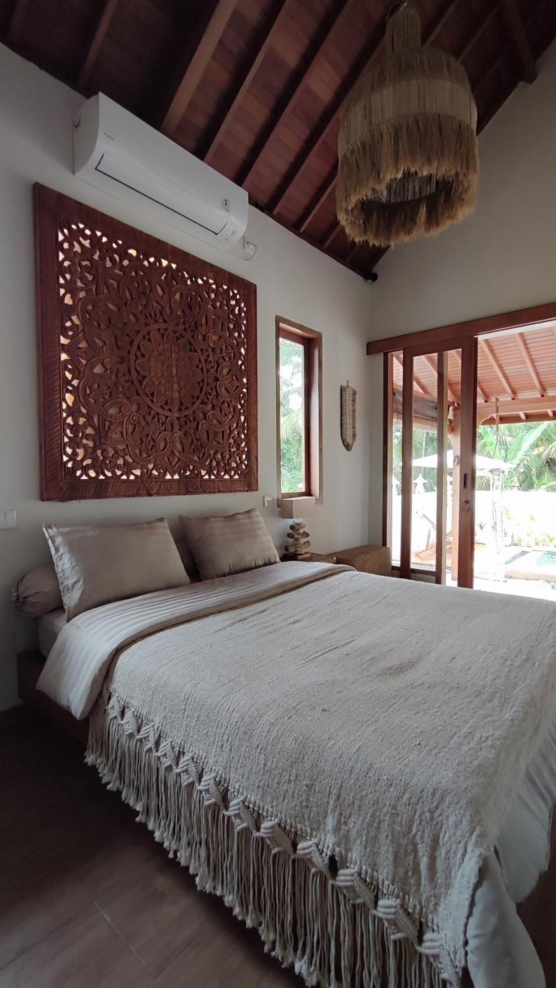 Luxe Manis Villa *