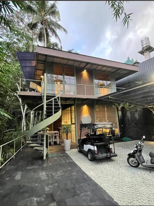 Dervish Valley Bali 1