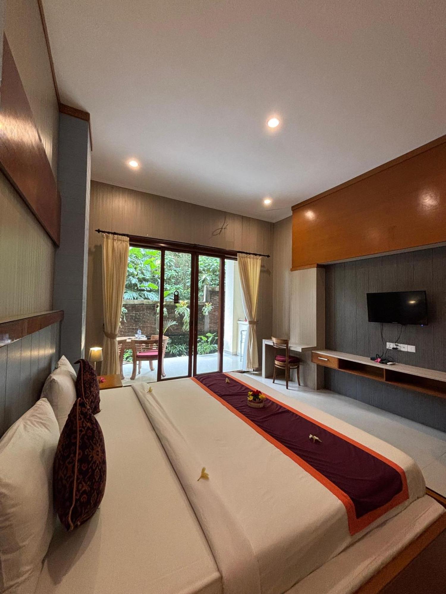 Adi Jaya By Eps - Chse Certified Guest house 4*