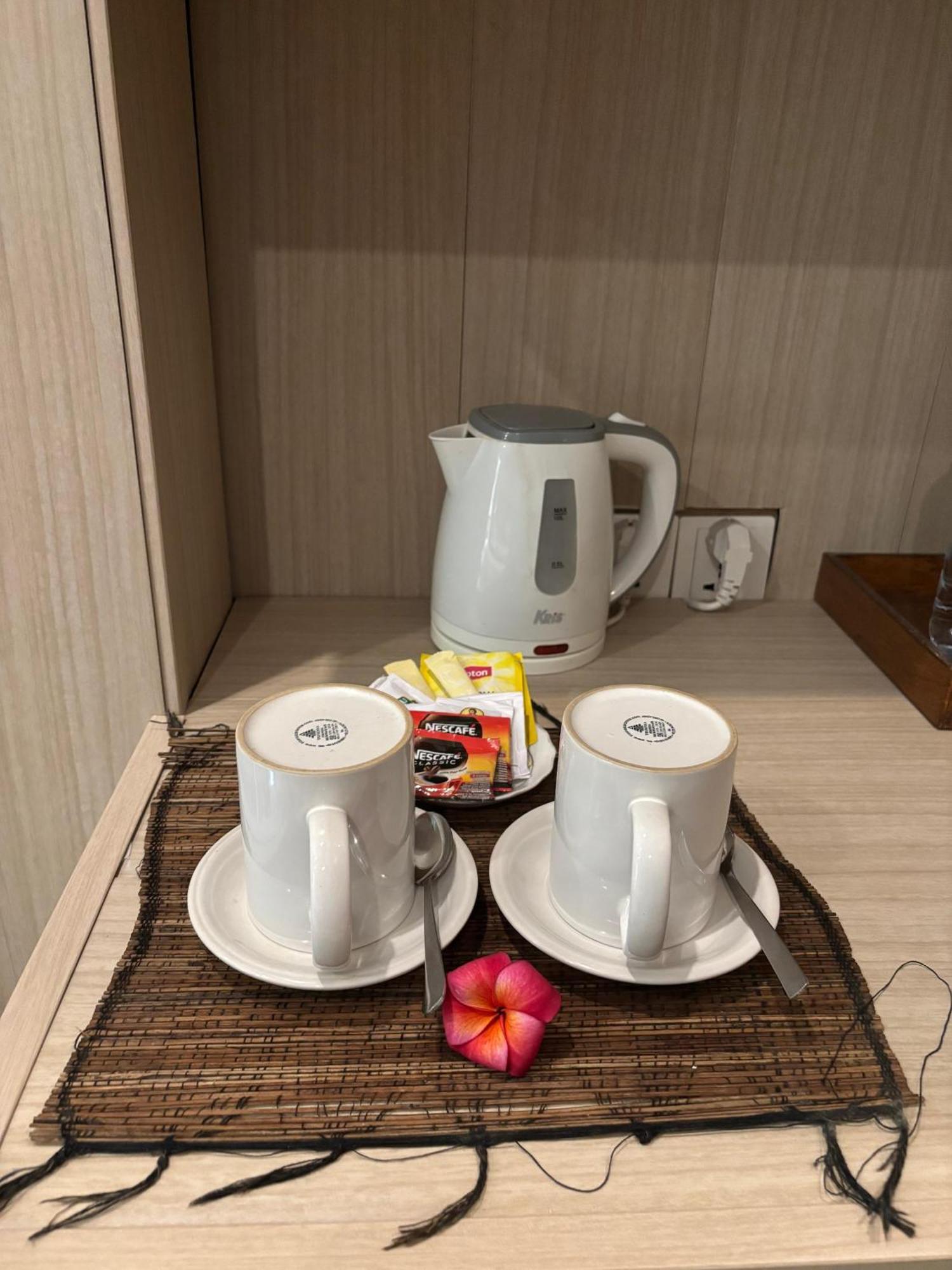 Adi Jaya By Eps - Chse Certified Guest house