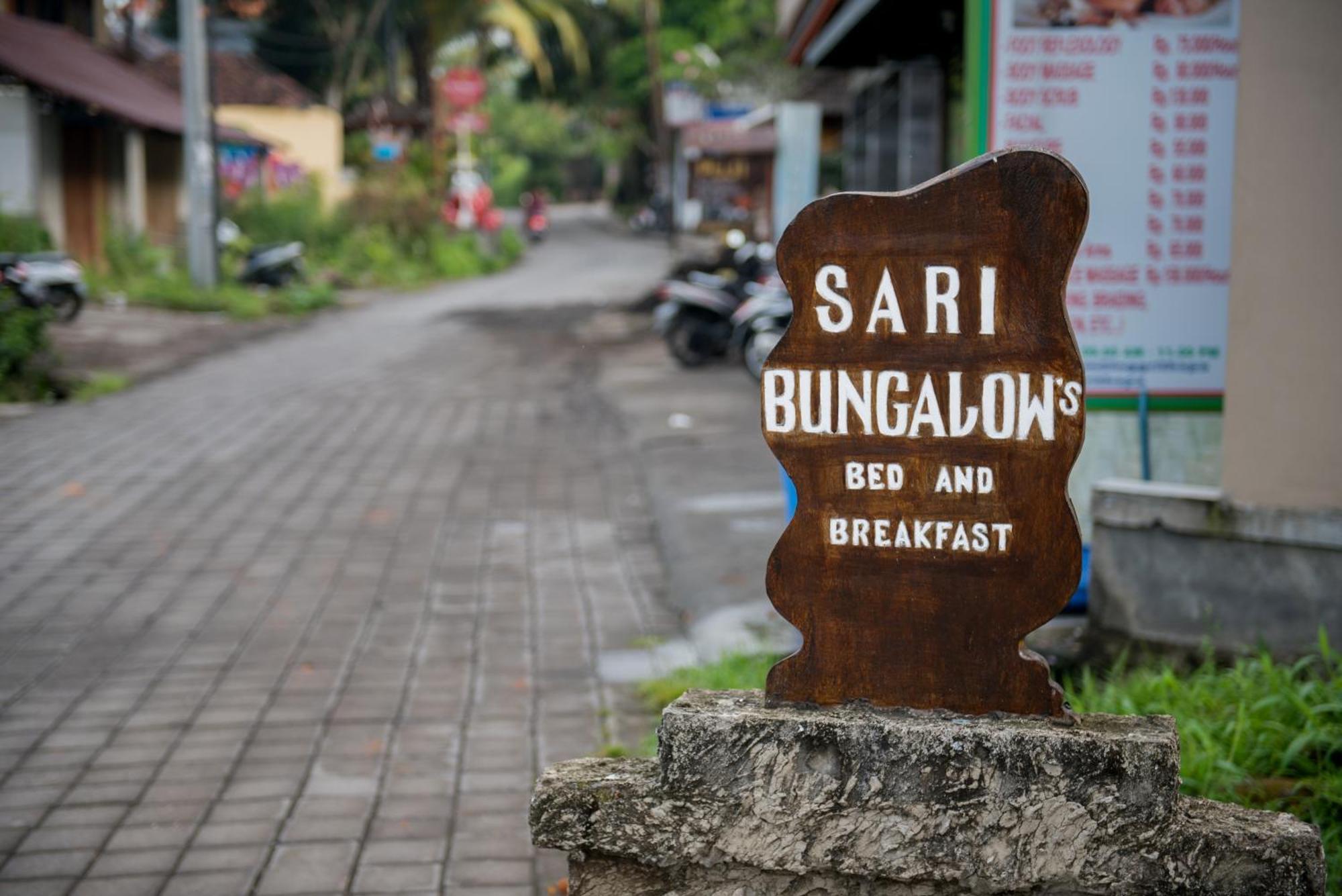 Sari *