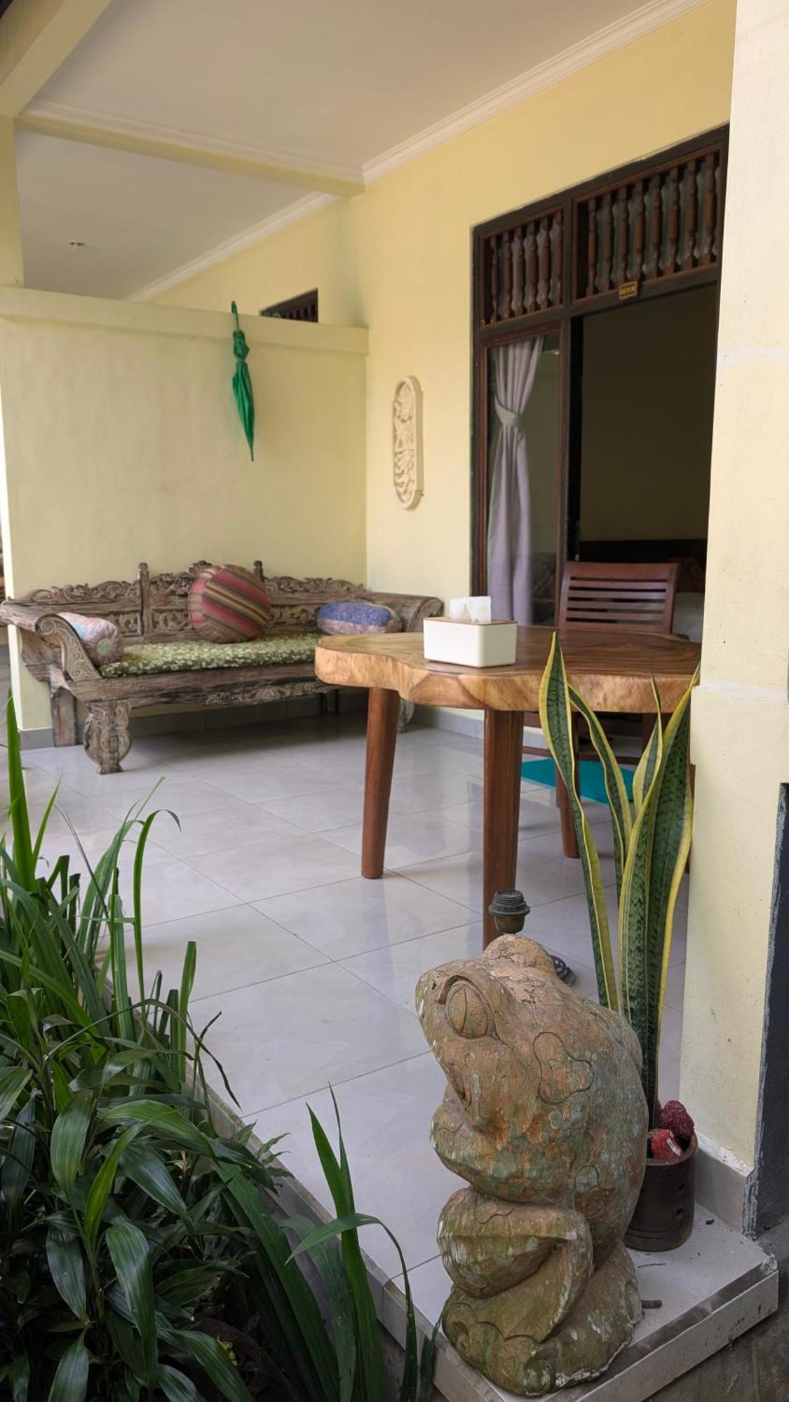 Krisda Guest house 2*