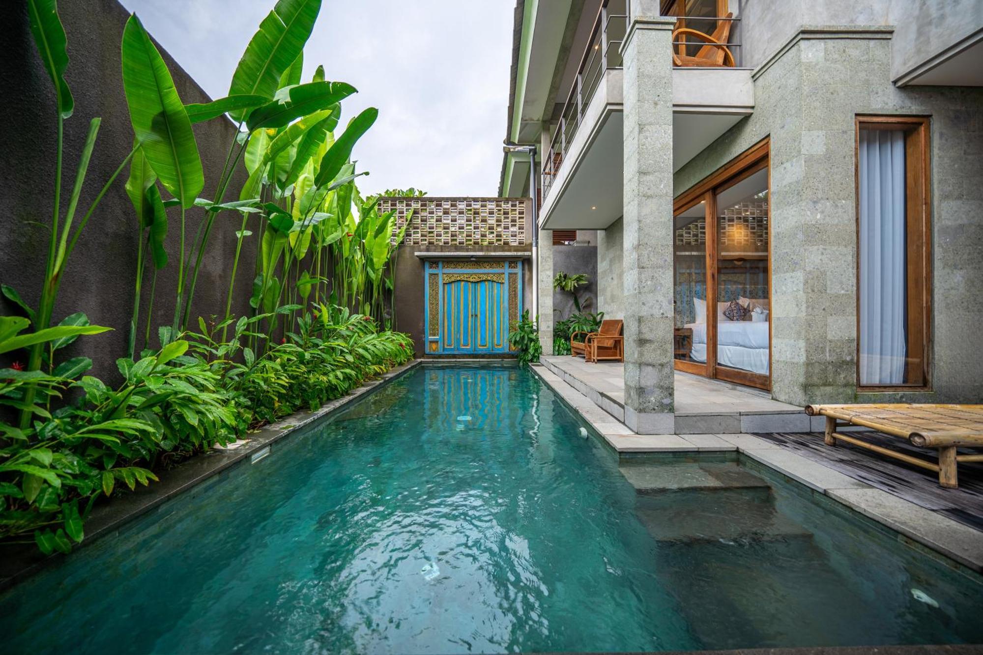 Villa Diary *