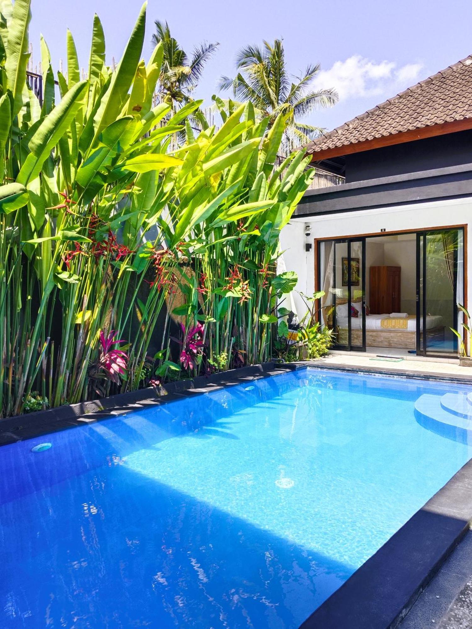 Ratu Ayu 8 Bedroom Villa Ubud (Bali)