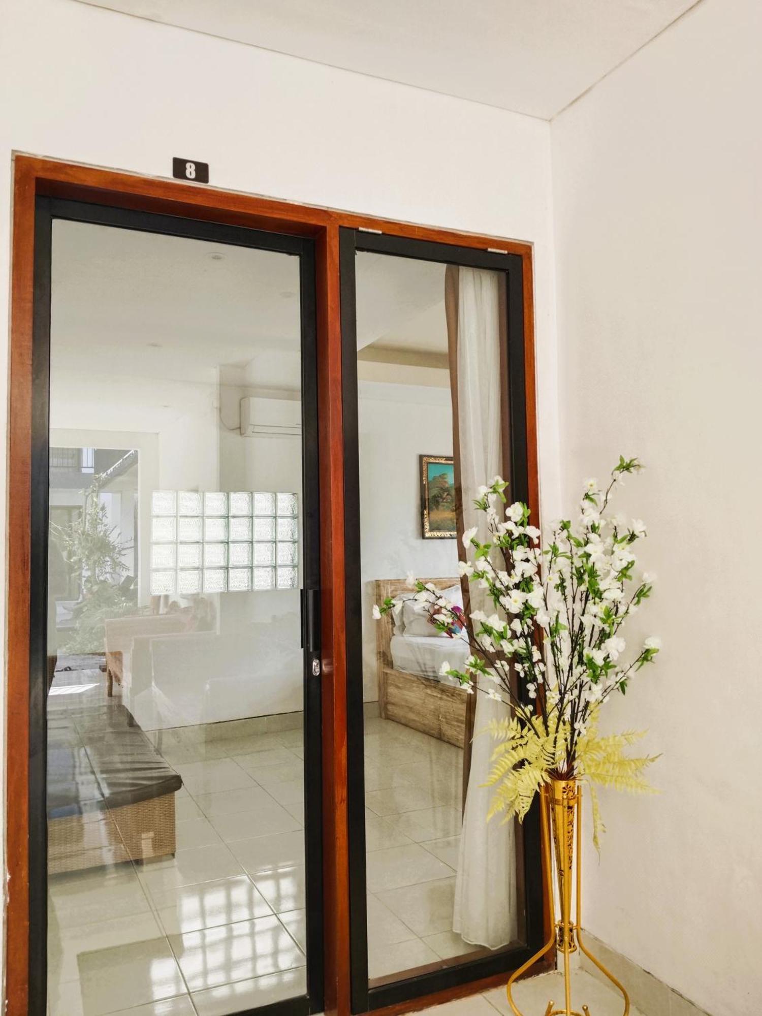 Ratu Ayu 8 Bedroom