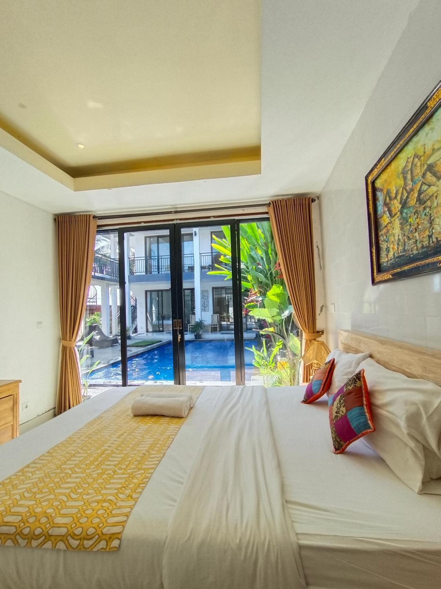 Villa Ratu Ayu 8 Bedroom