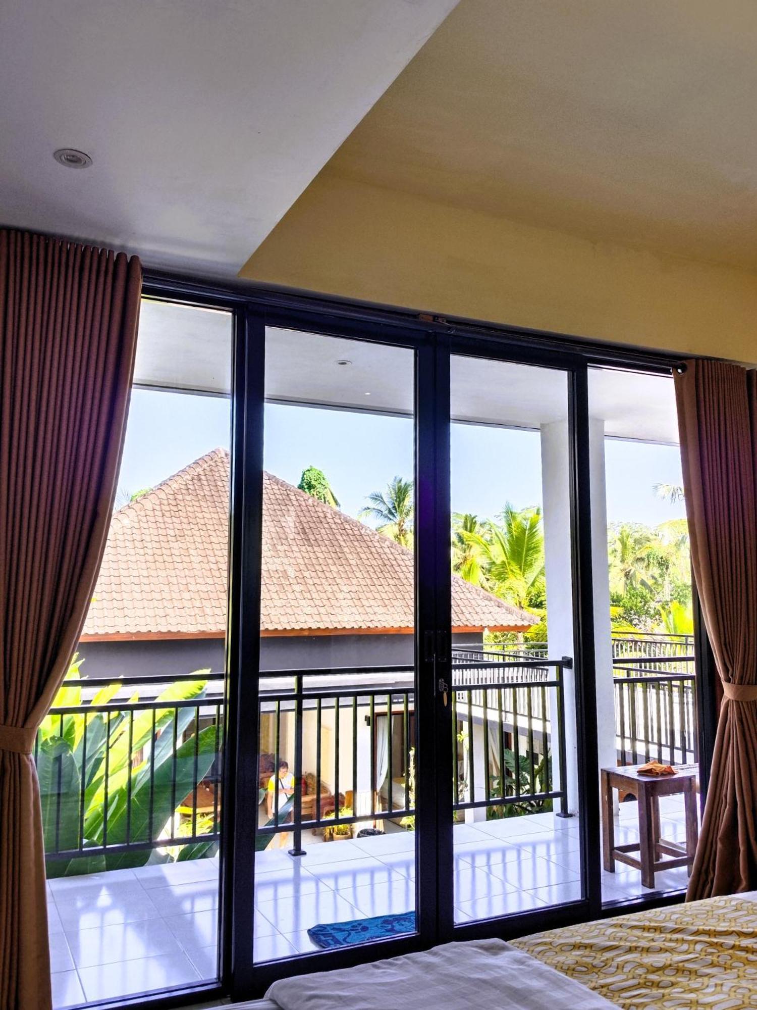 Villa Ratu Ayu 8 Bedroom *