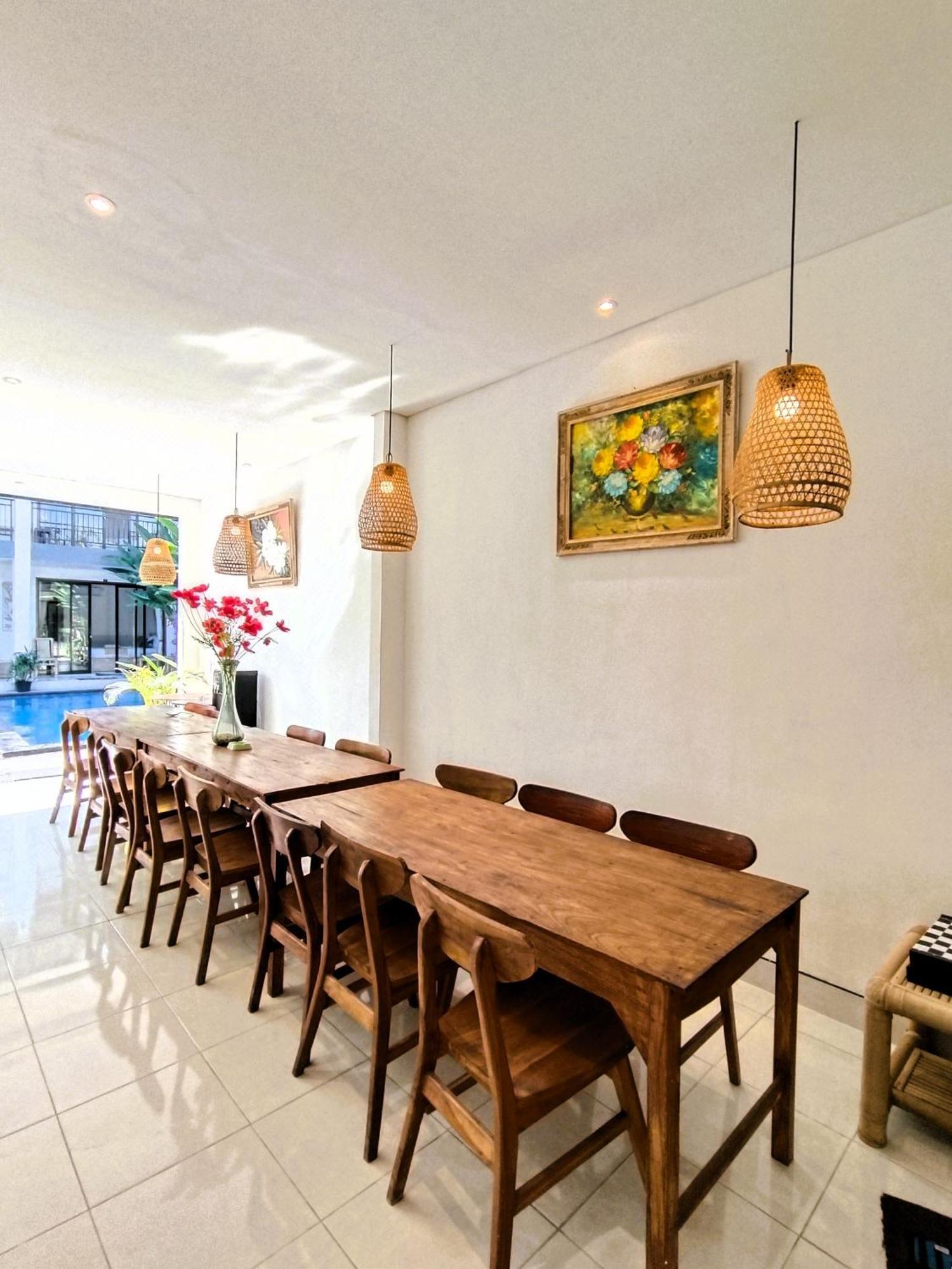 Villa Ratu Ayu 8 Bedroom *