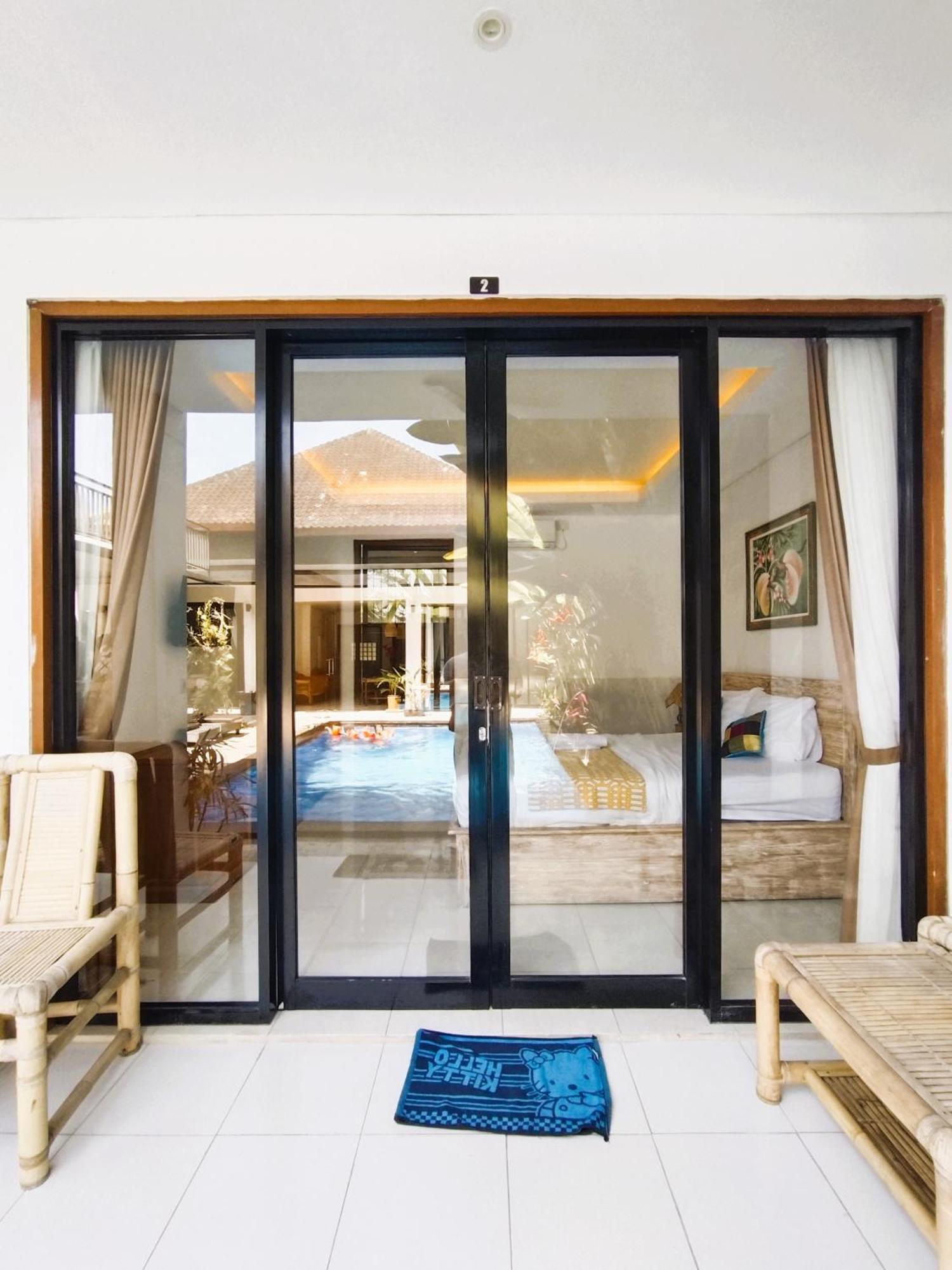 Ratu Ayu 8 Bedroom *