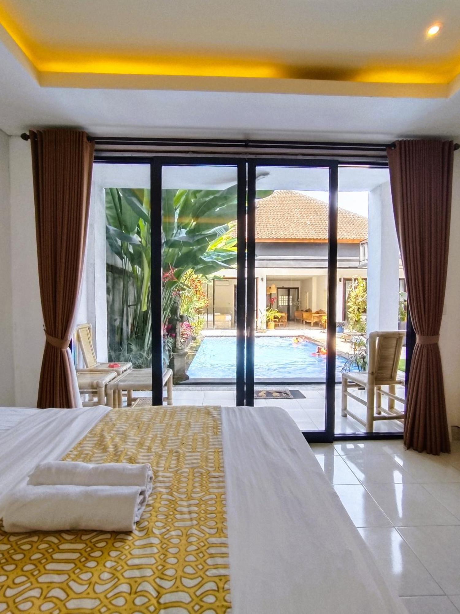 Ratu Ayu 8 Bedroom * Ubud (Bali)