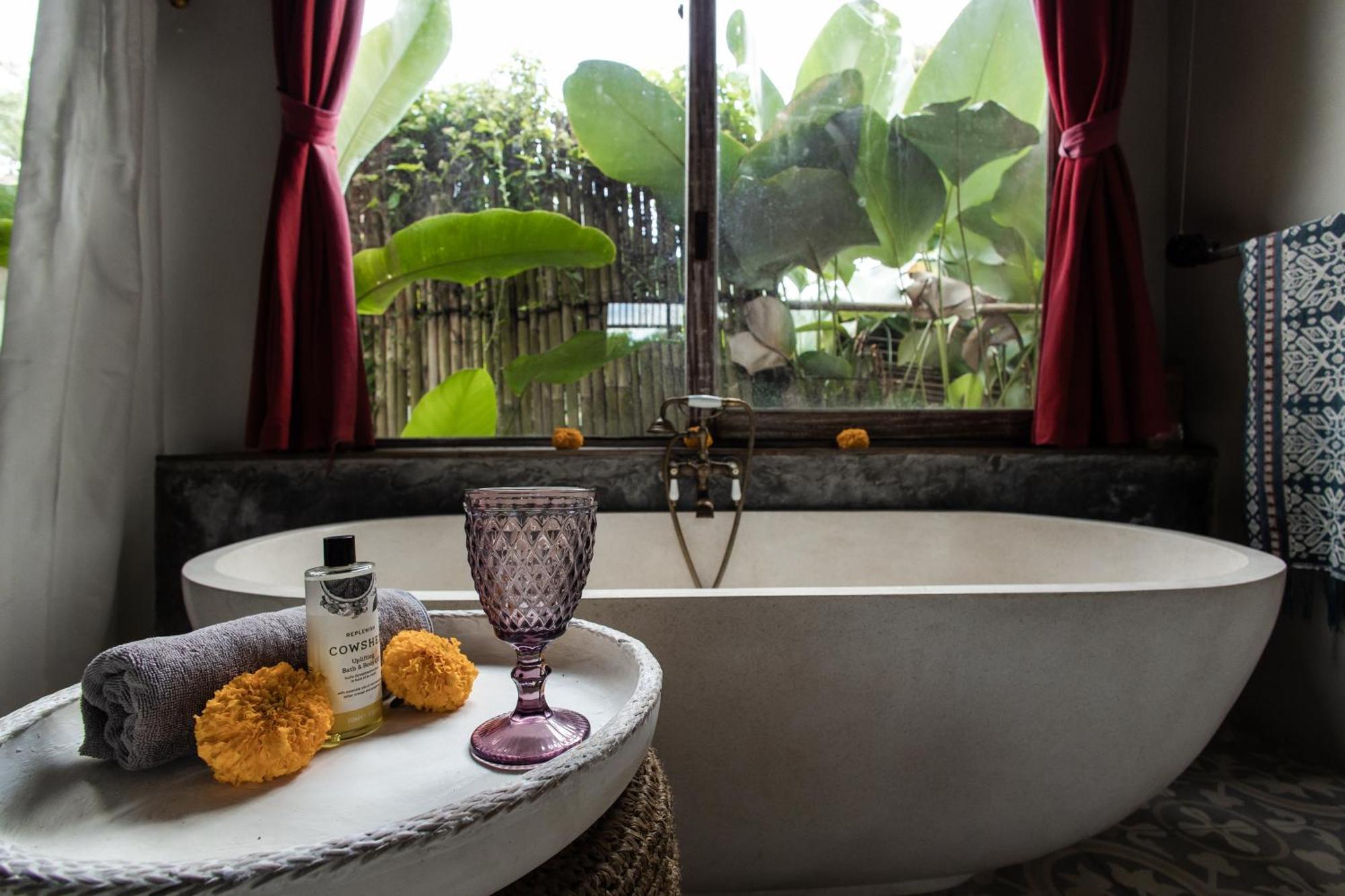 Peaceful Jungle Pool In Sayan Villa Ubud (Bali)