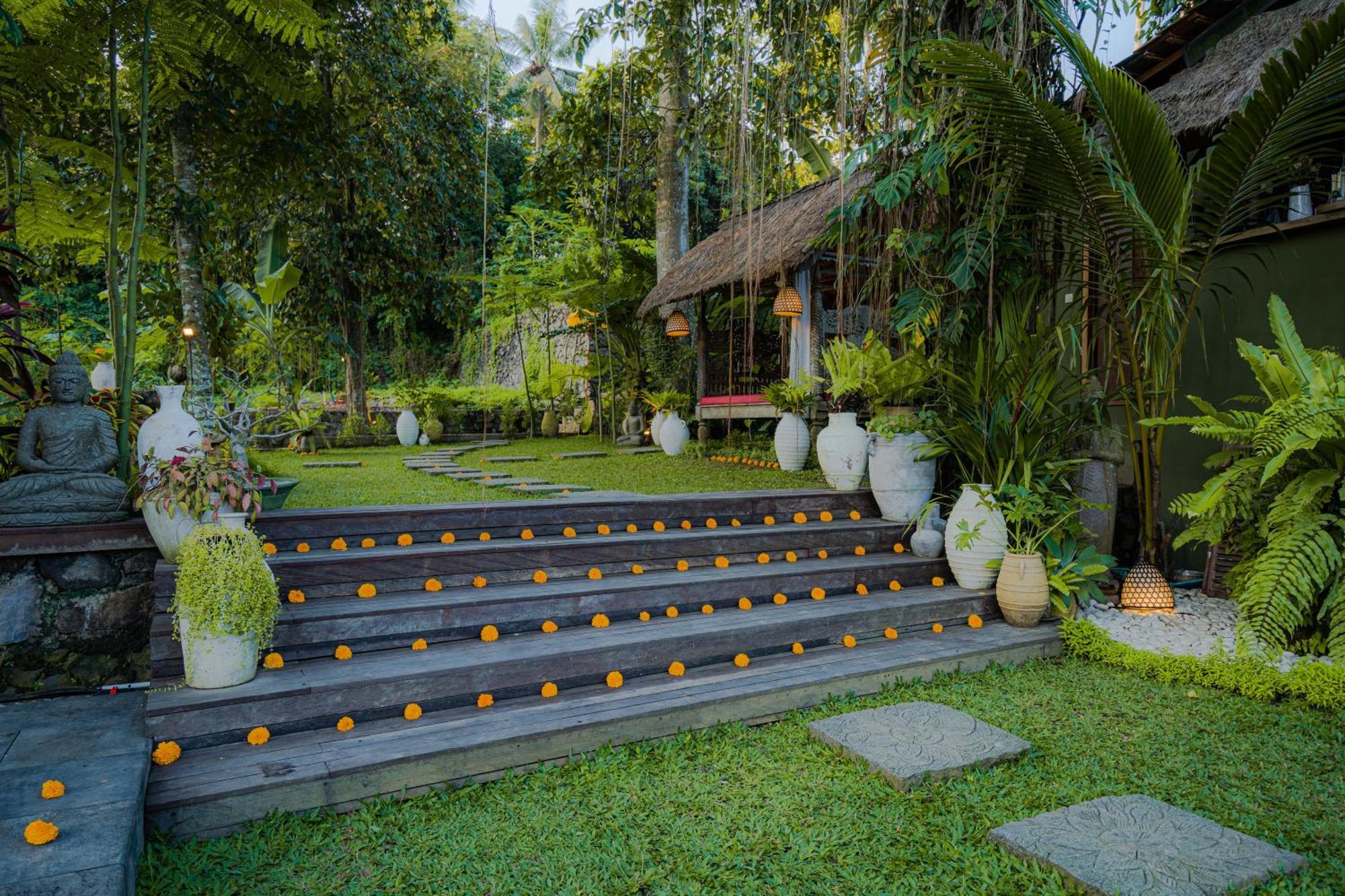 Tropical Kasbah Neighbourhood With Riverside View Villa Ubud (Bali)