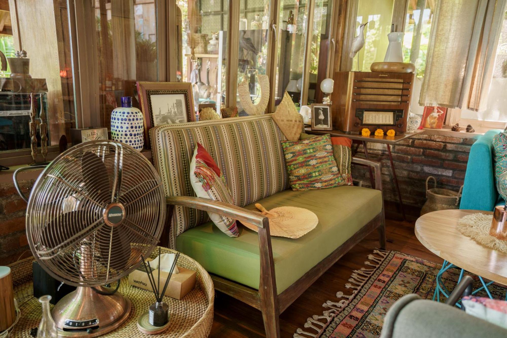 Villa Tropical Kasbah Neighbourhood With Riverside View *