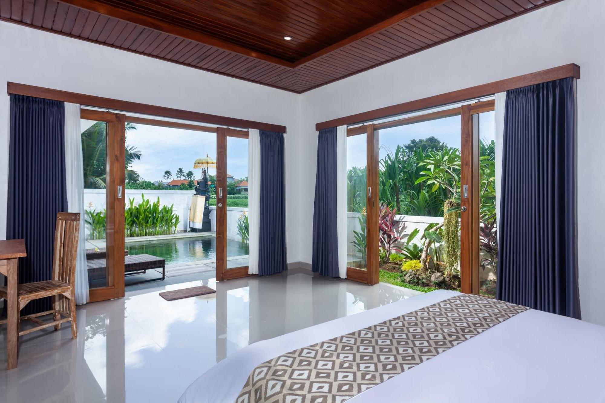 Villa Eka *