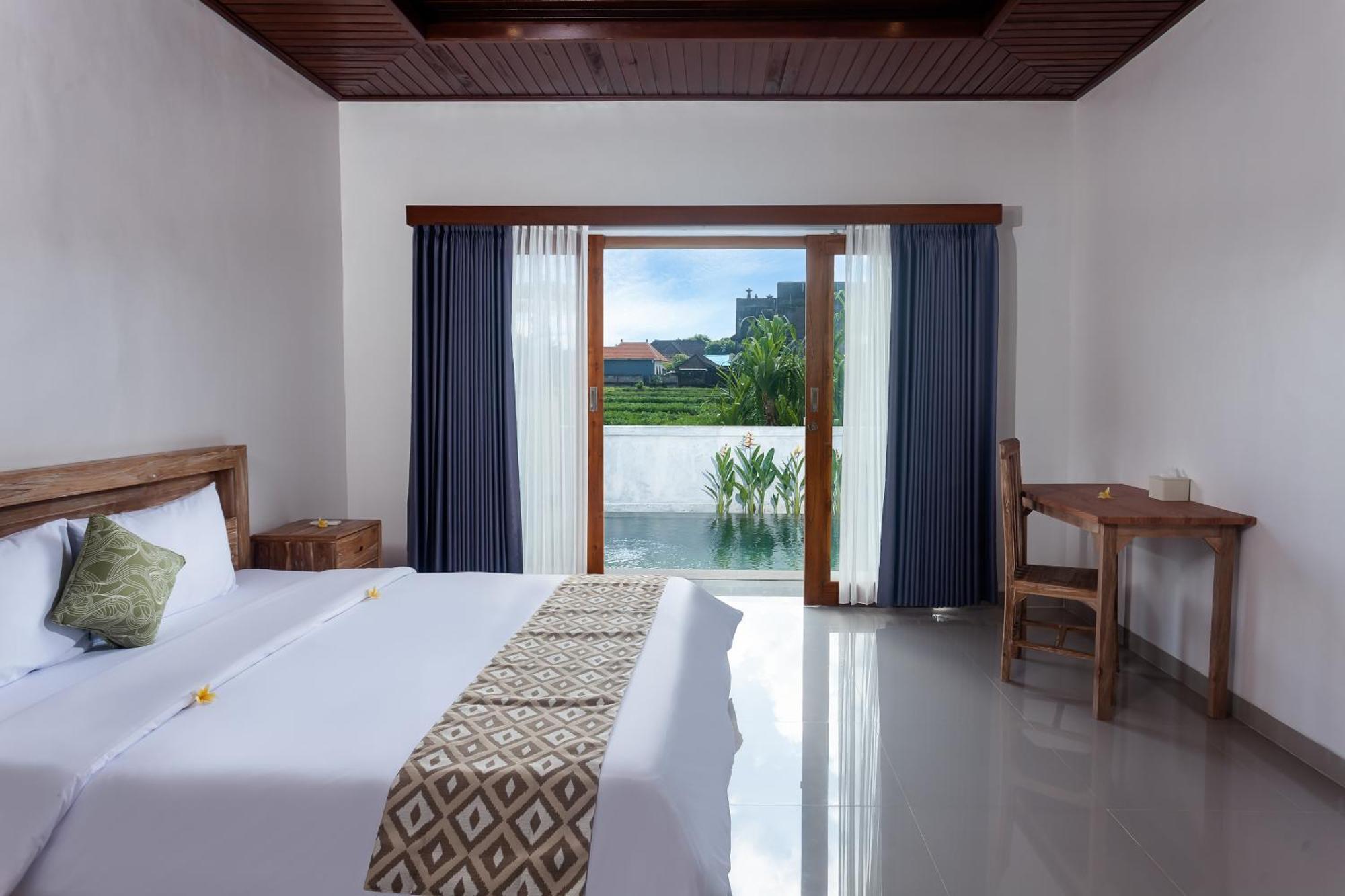Villa Eka *