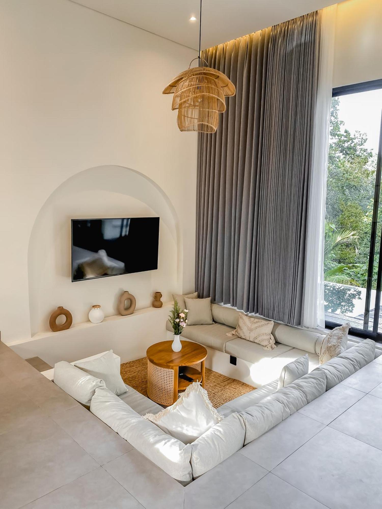 Romansa Villa *