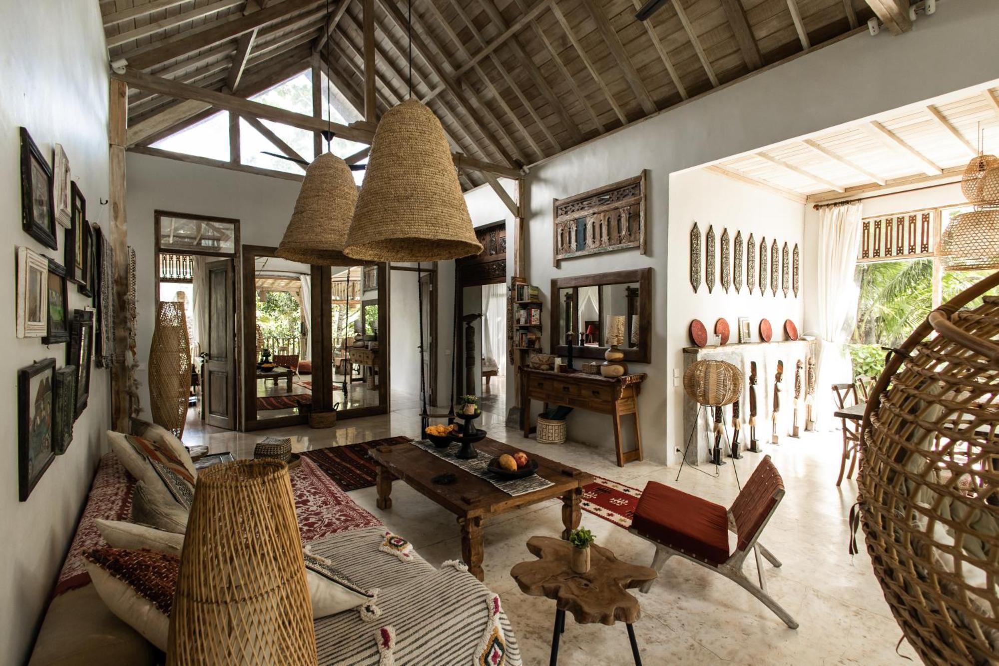 Peaceful Jungle Pool In Sayan Villa