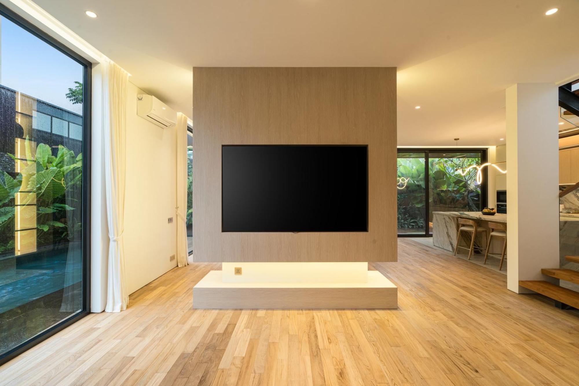 Seven Stone Villa *