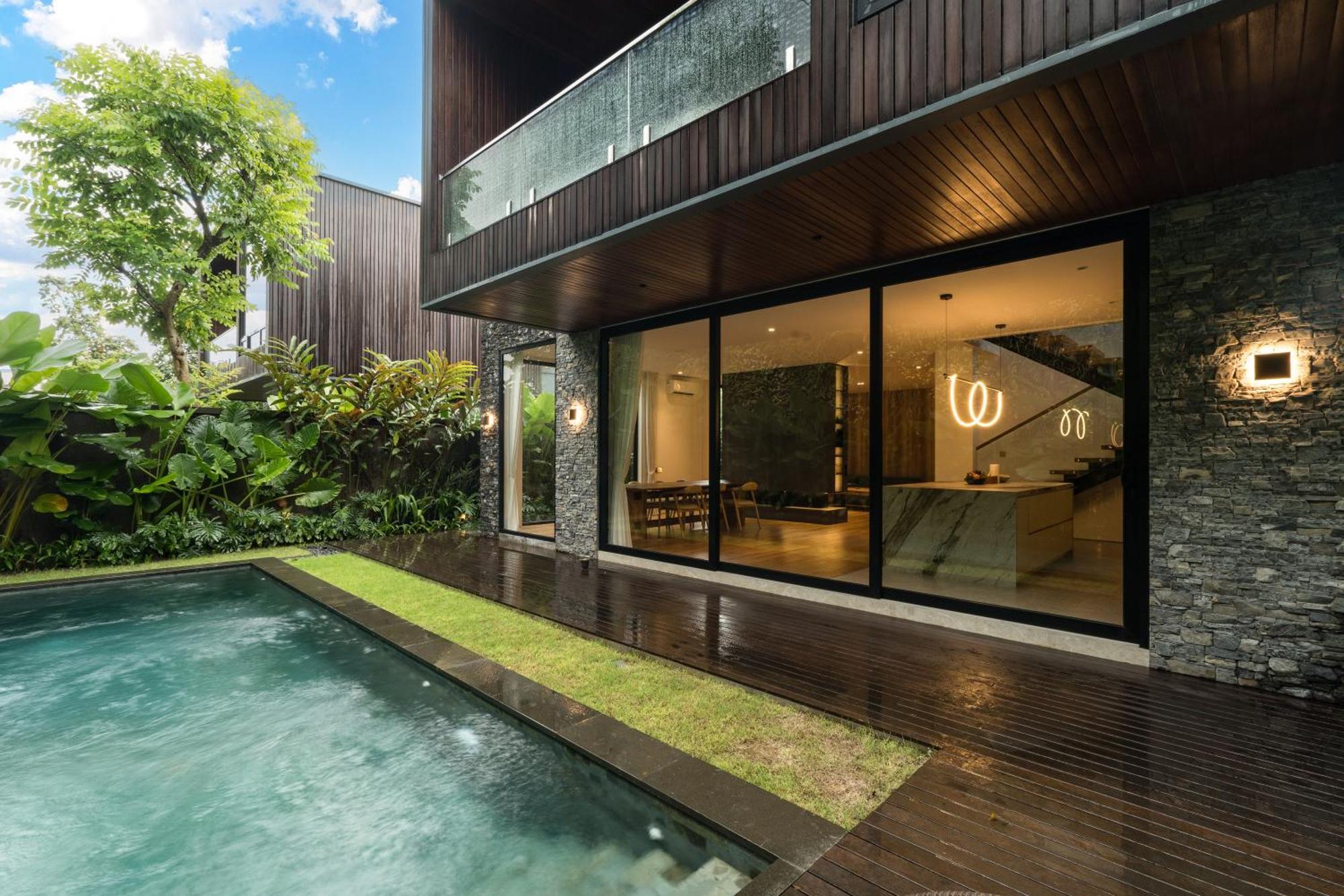Seven Stone Villa