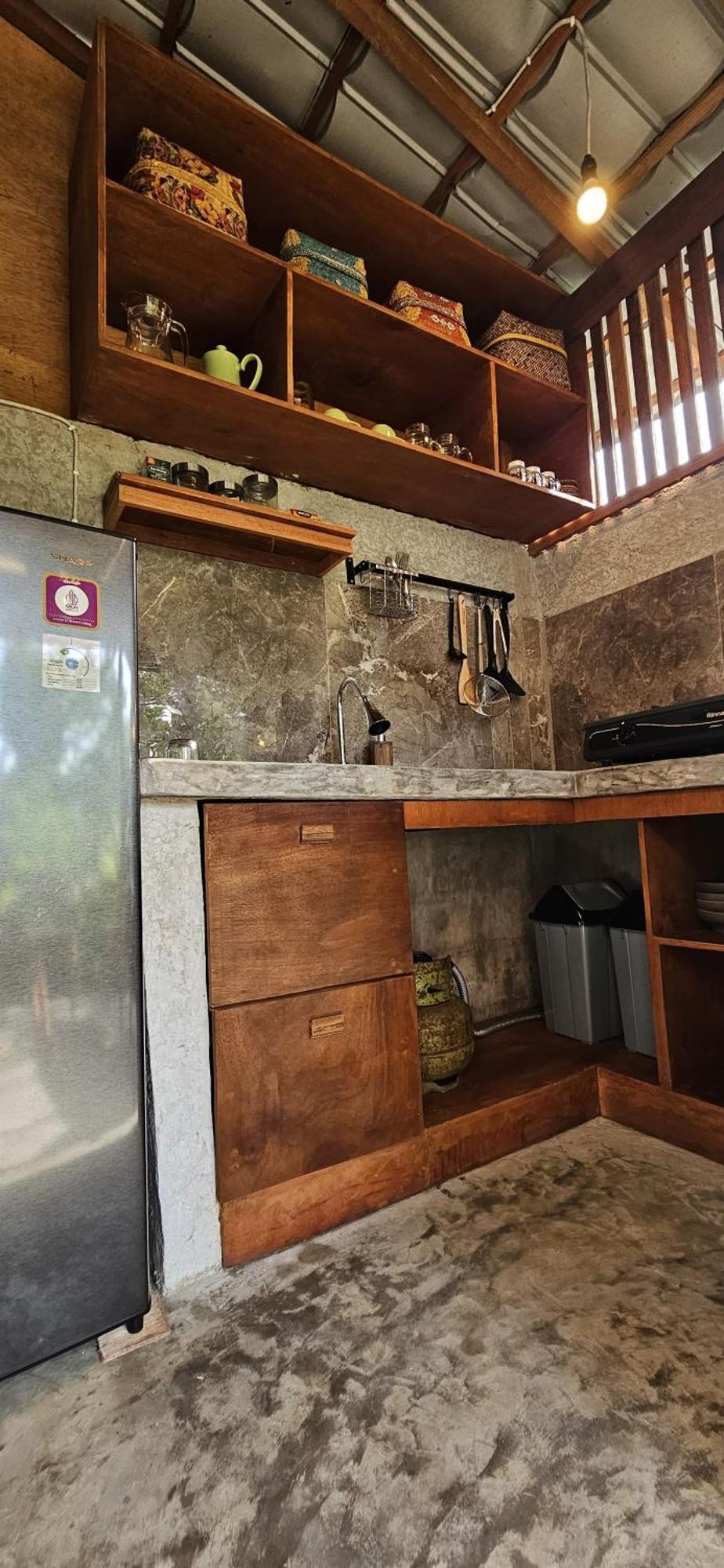 Guest house Dhanyasari House *