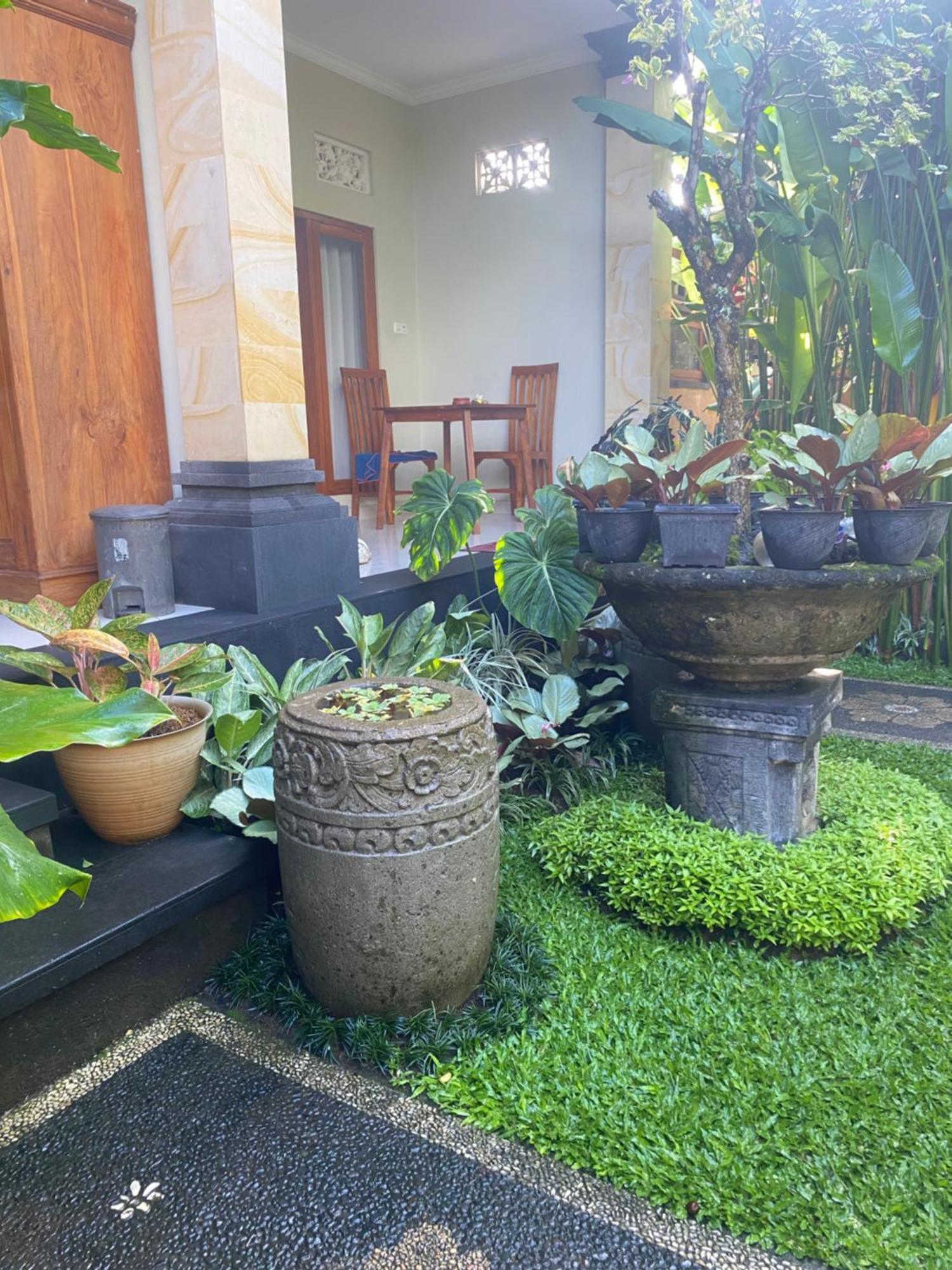 Suryadina Ubud