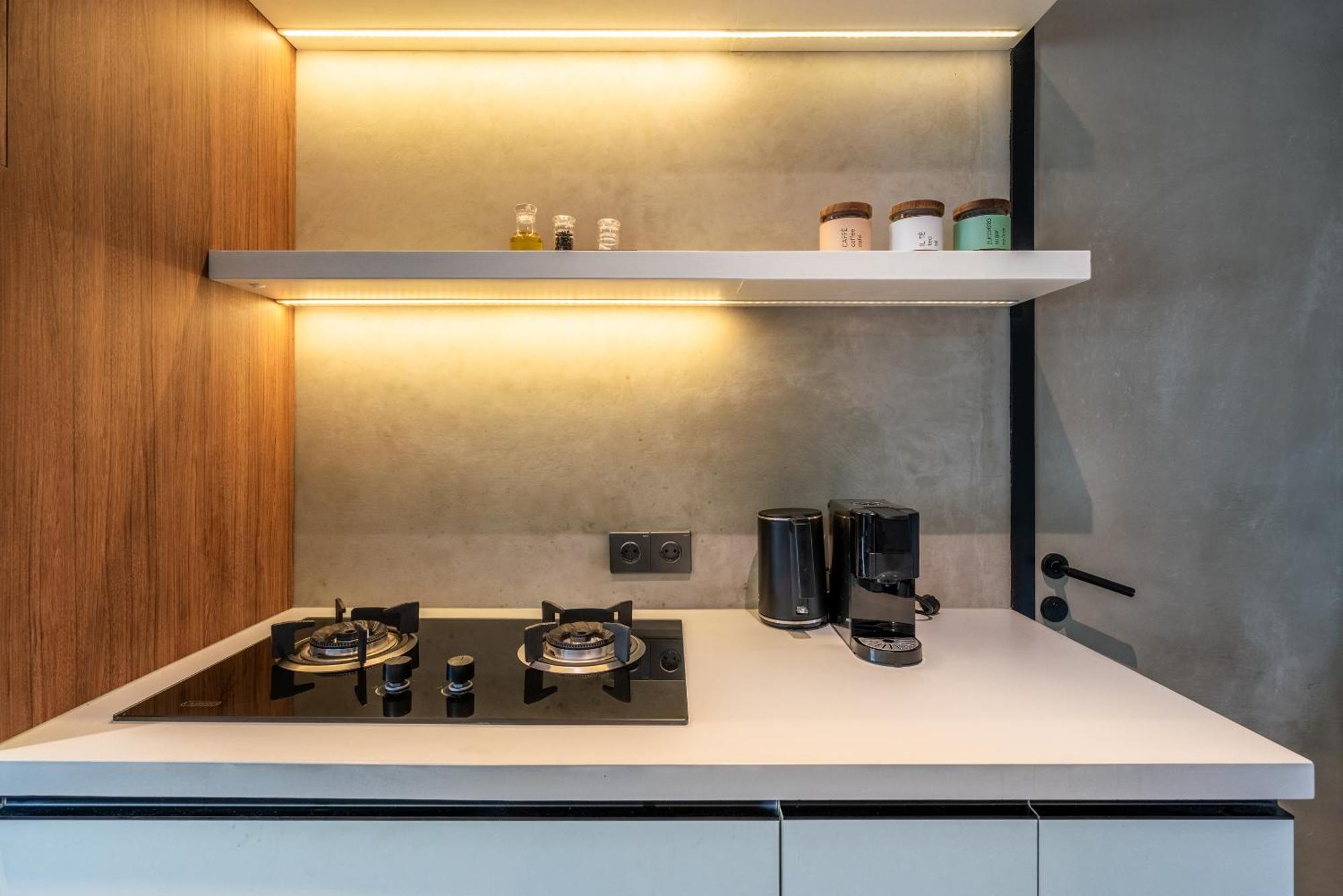 Work, And Unwind! Jungle Vista By Bcg Apartment *
