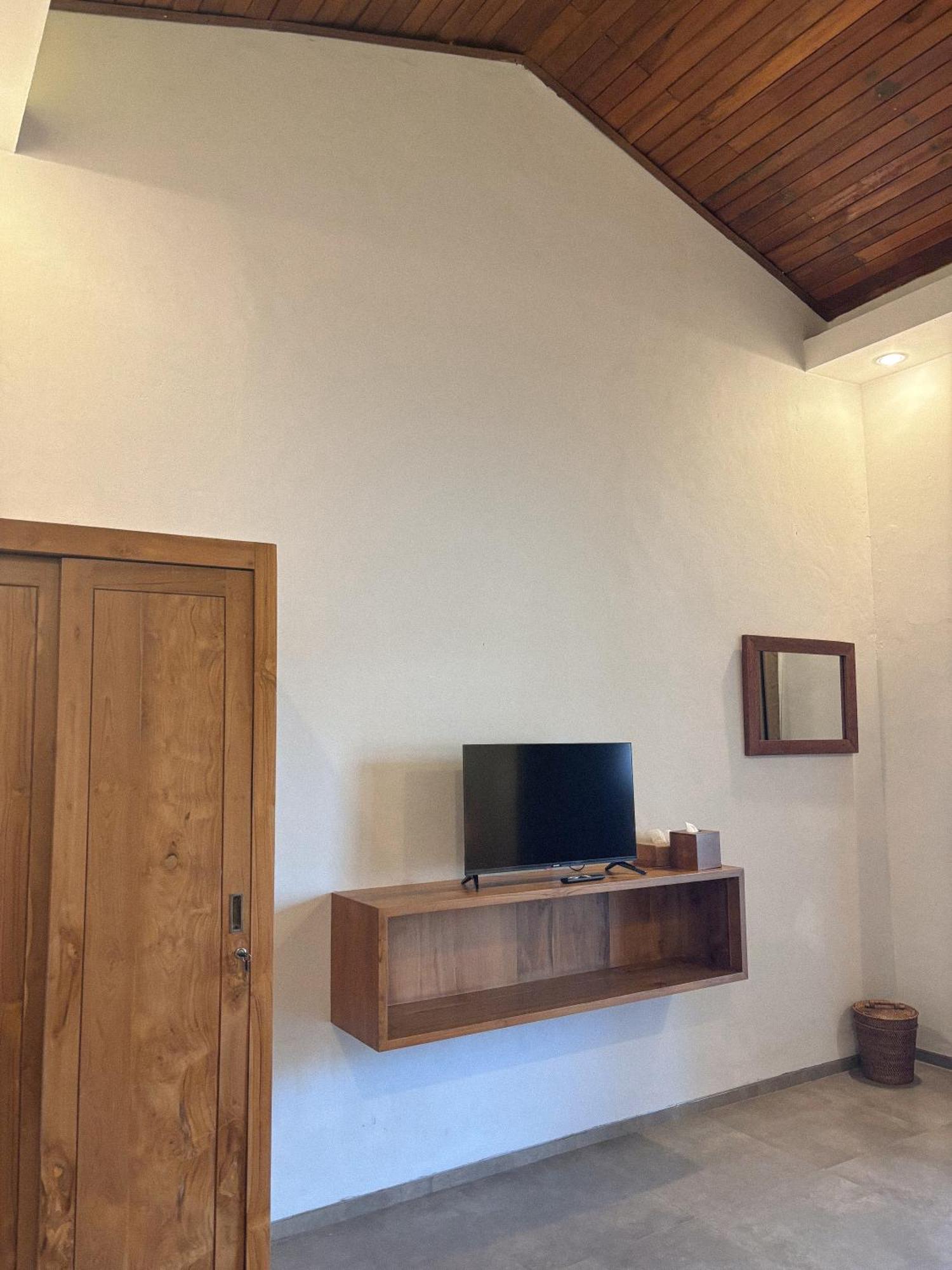 Evandari Guest house