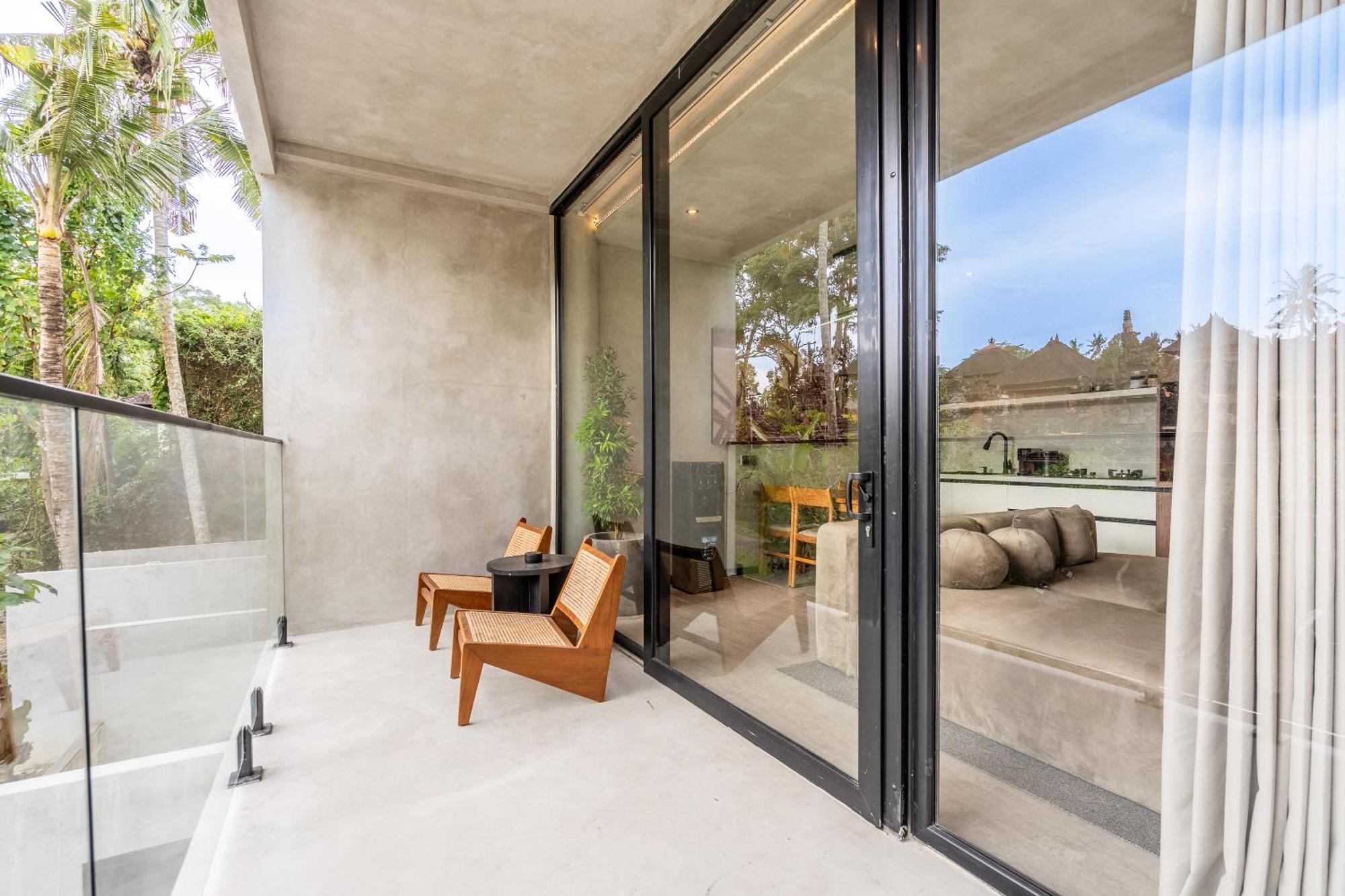 Work, And Unwind! Jungle Vista By Bcg Apartment