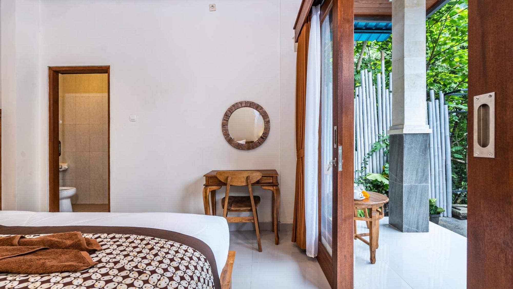 Guest house Depi House