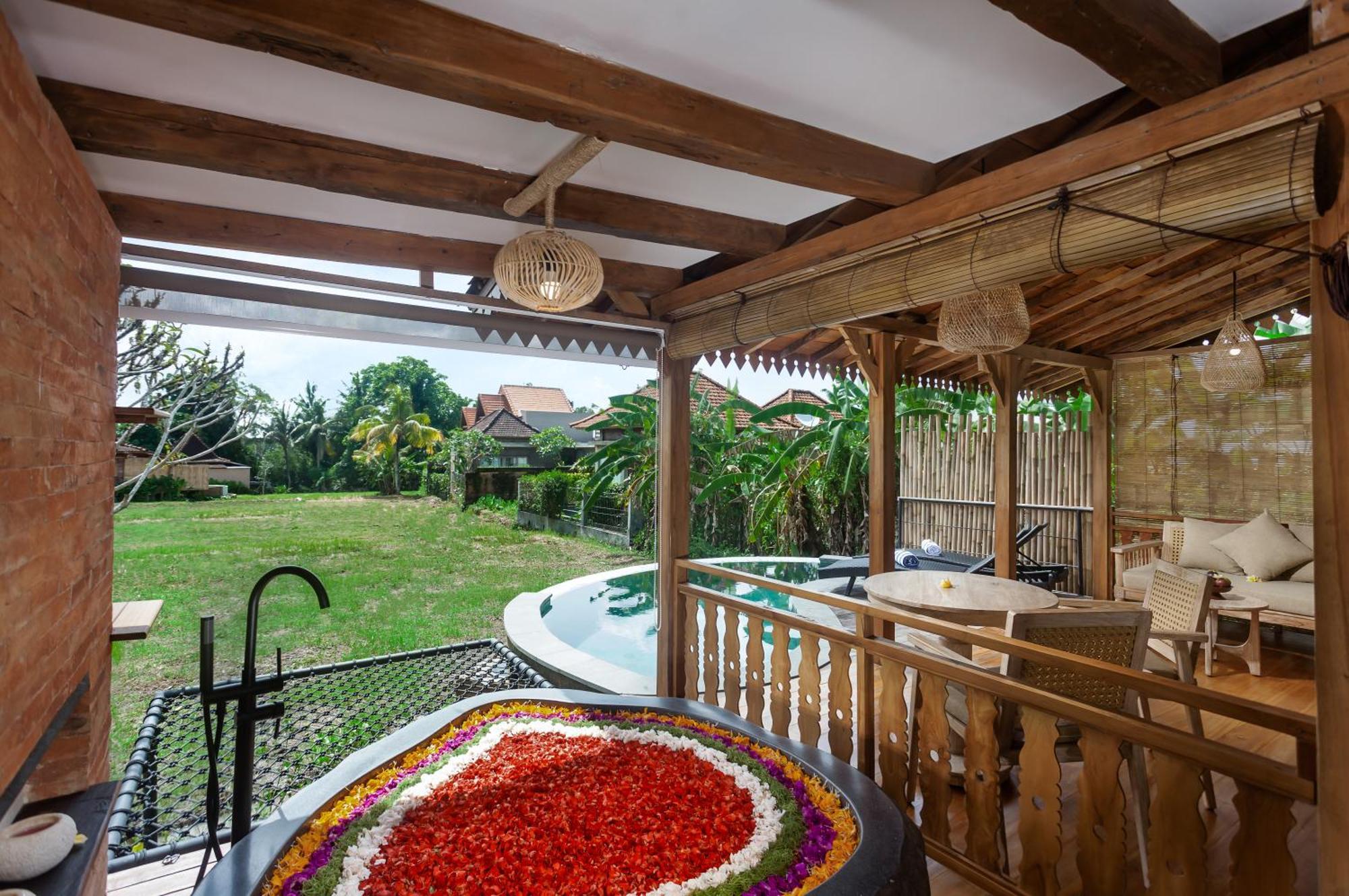 Villa Dituju By Pramana