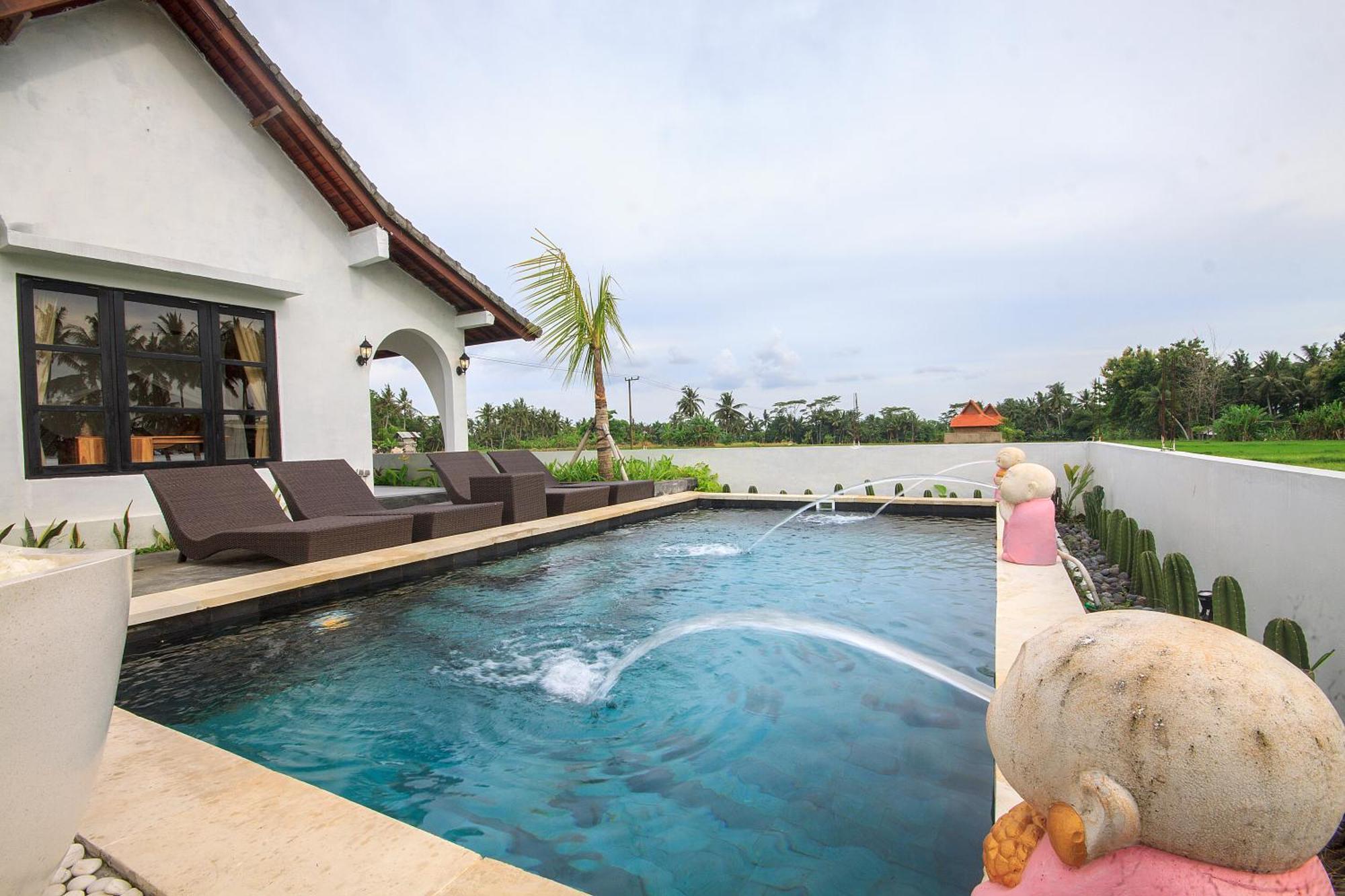 Villa Lalita Living *