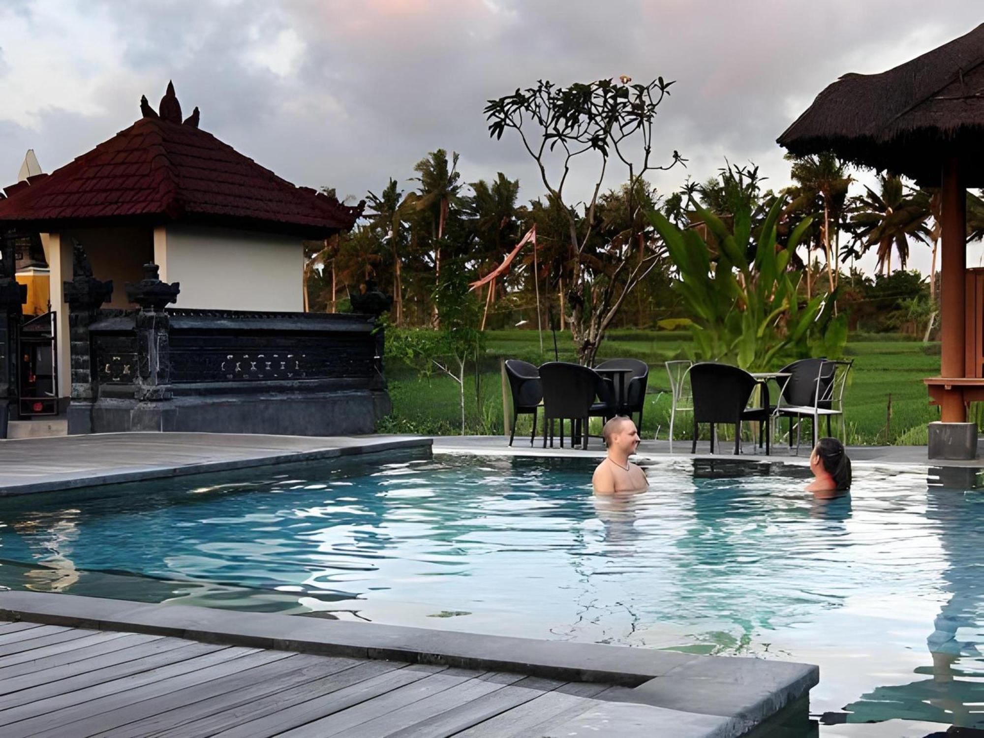 Collection O Near Formerly Suly Hotel 3*