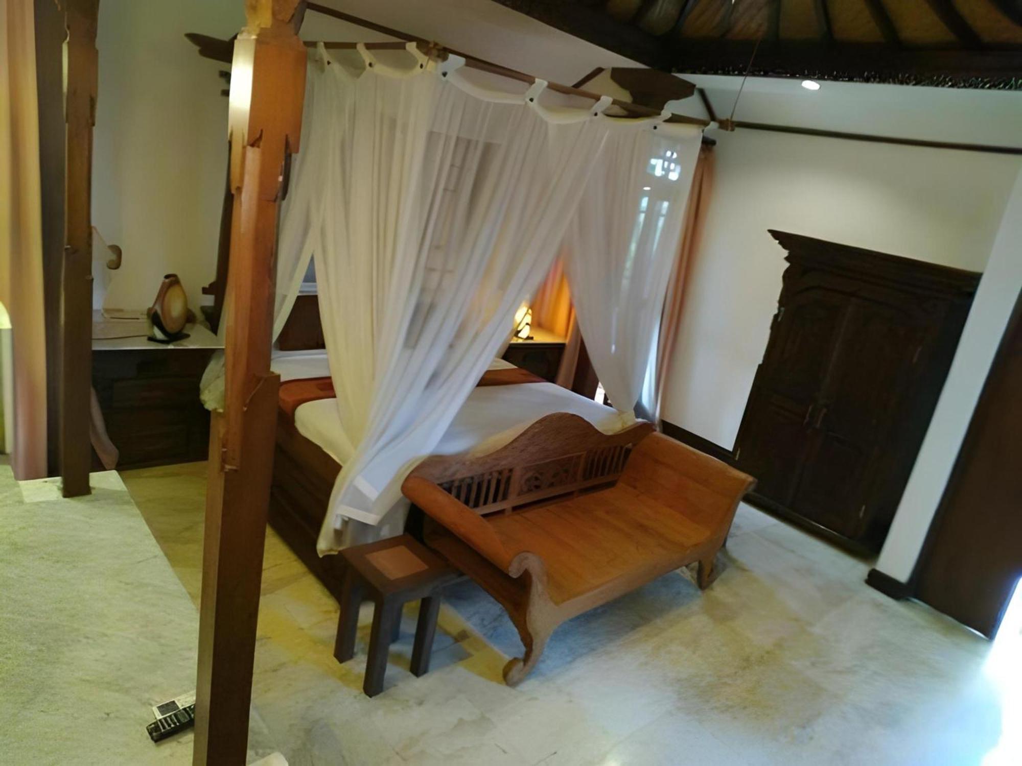 Collection O Near Formerly Suly Ubud (Bali)