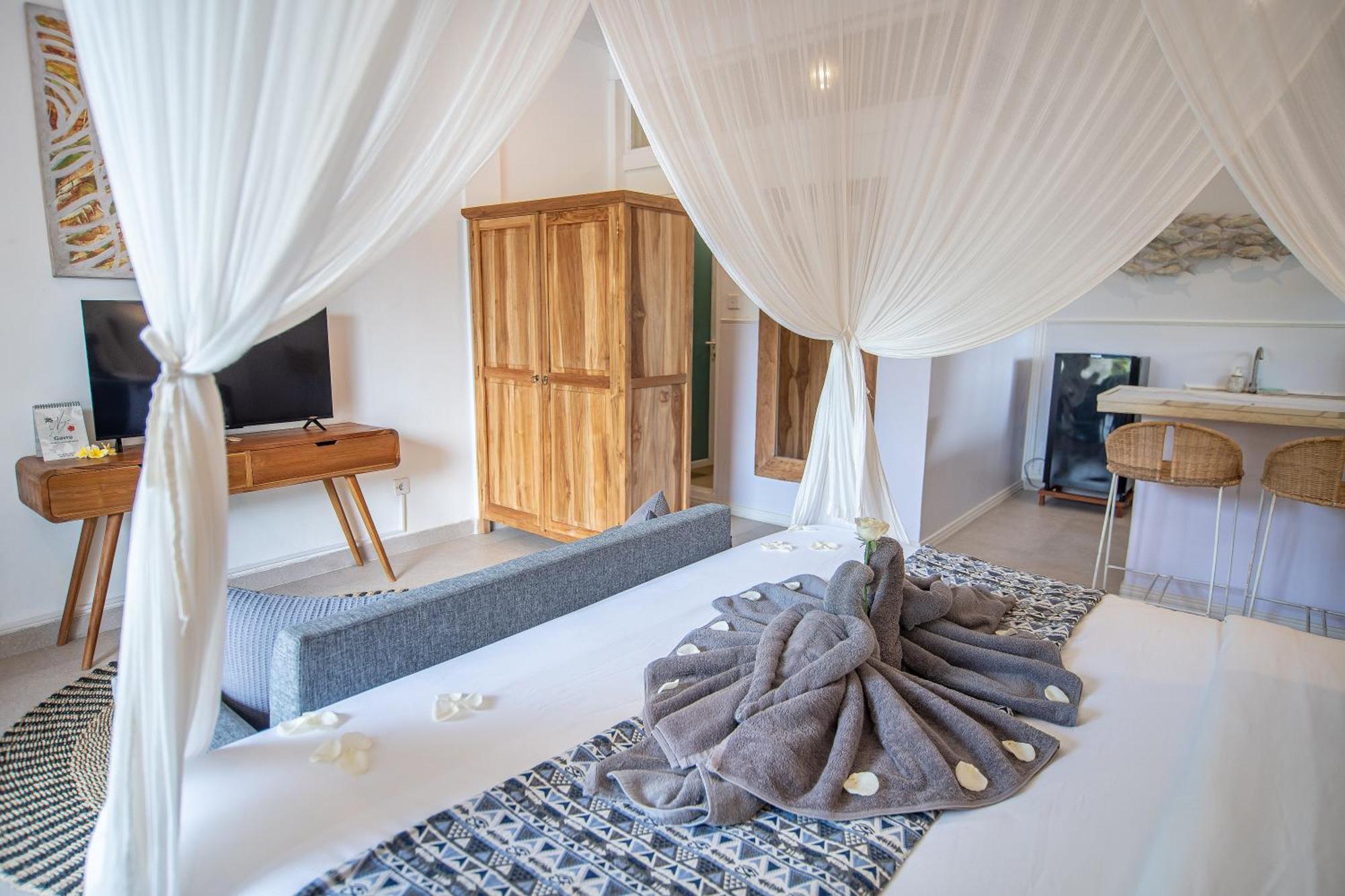 Daysha Hotel 3*