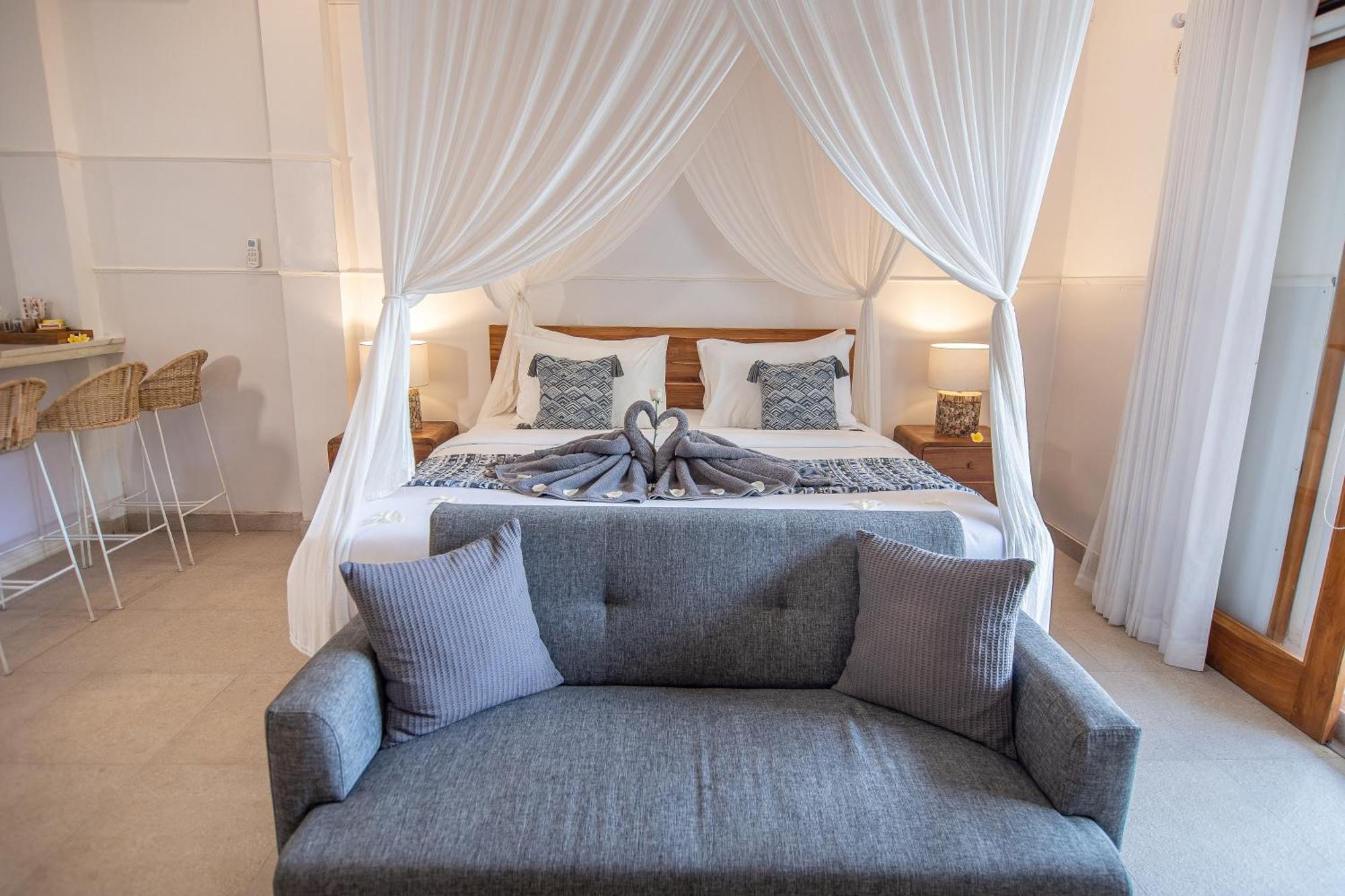 Daysha Hotel 3*