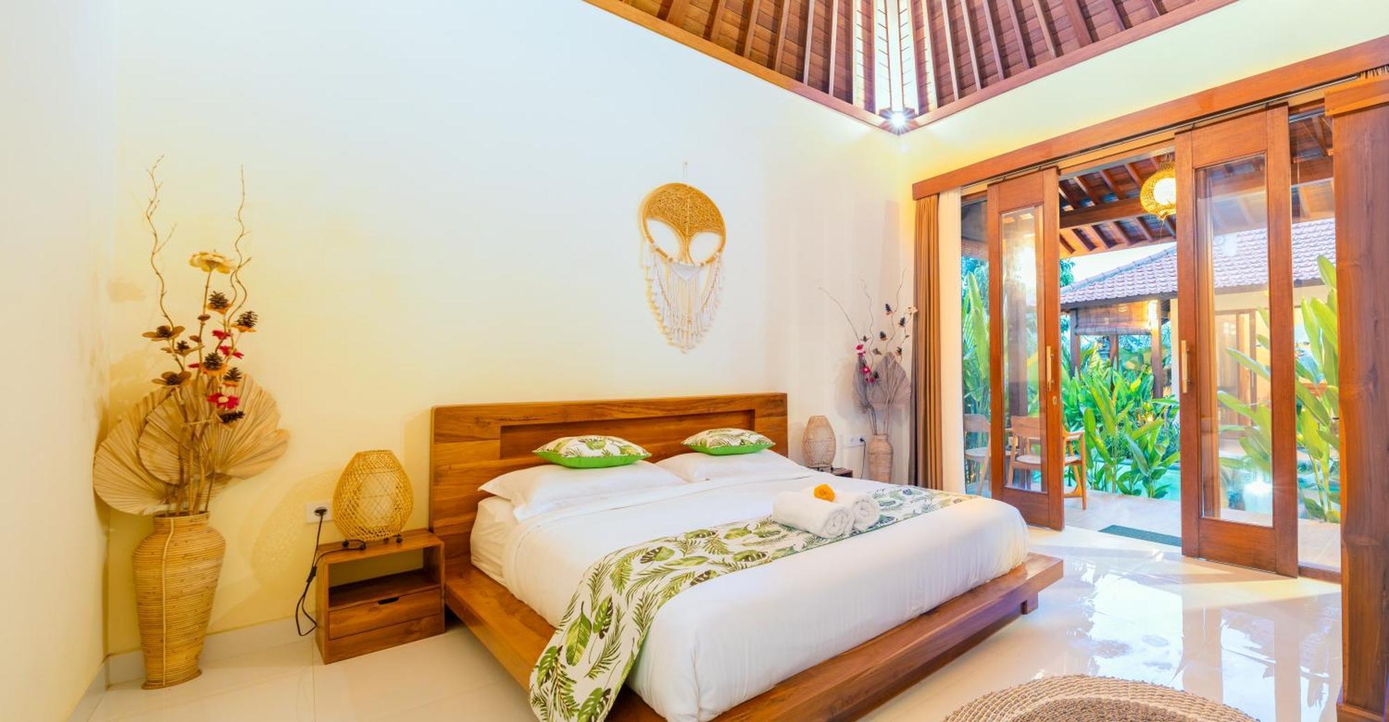 Cempaka Kembar Guest house *