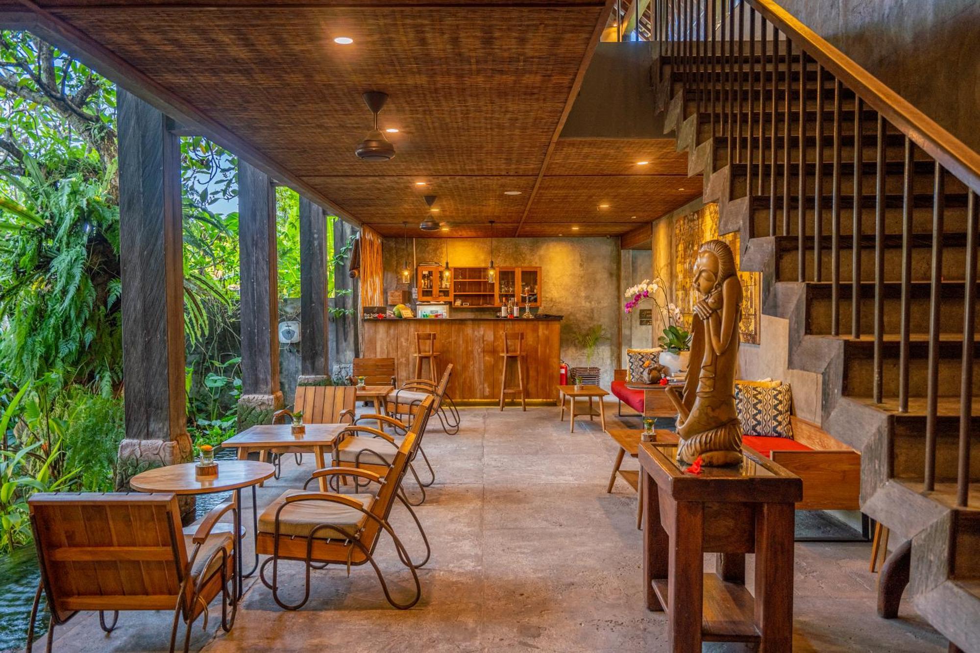 Purana Hotel Ubud