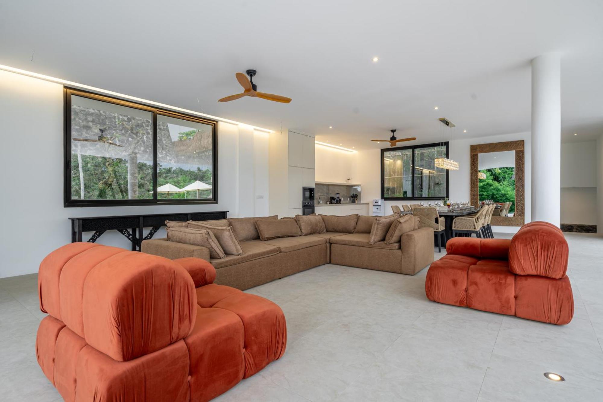 Treetop Vibes - Designer Overlooking Ubuds Canyon