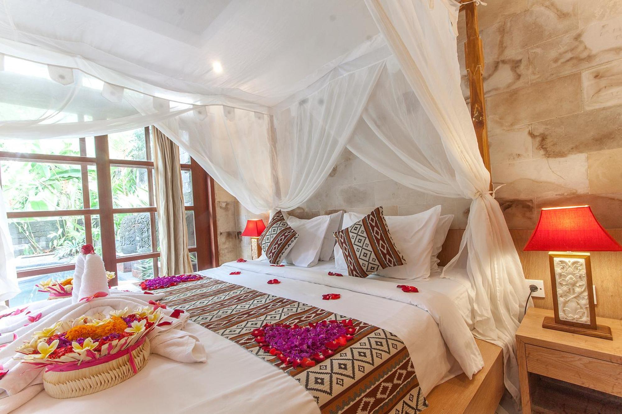 Nidhi Villa