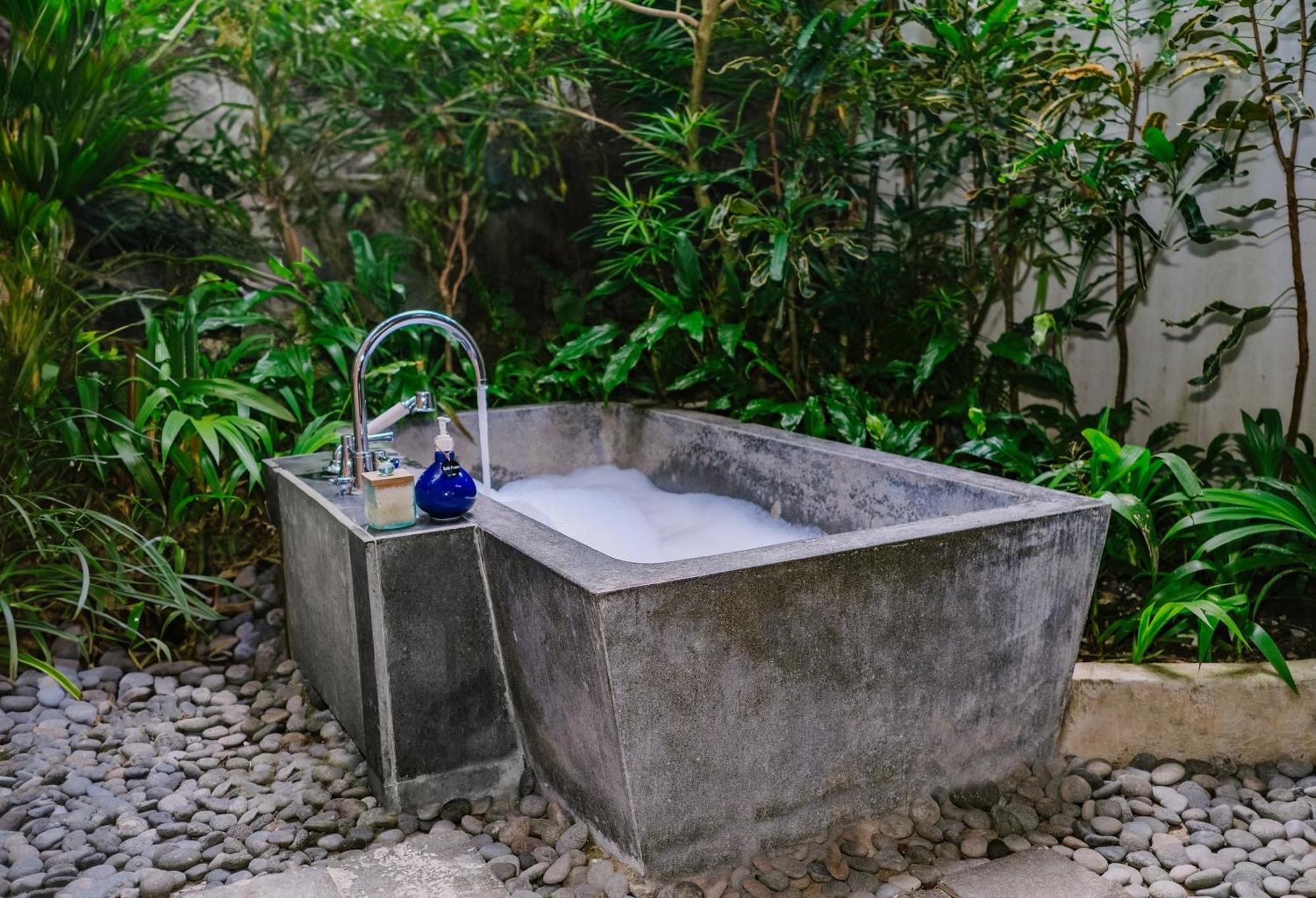 Amora Boutique Villa *