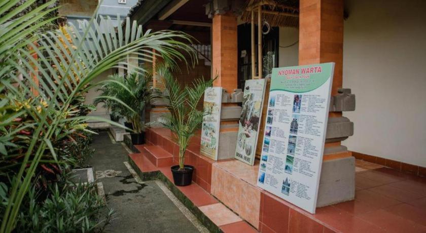 Nyoman Warta Accommodation Hotel *