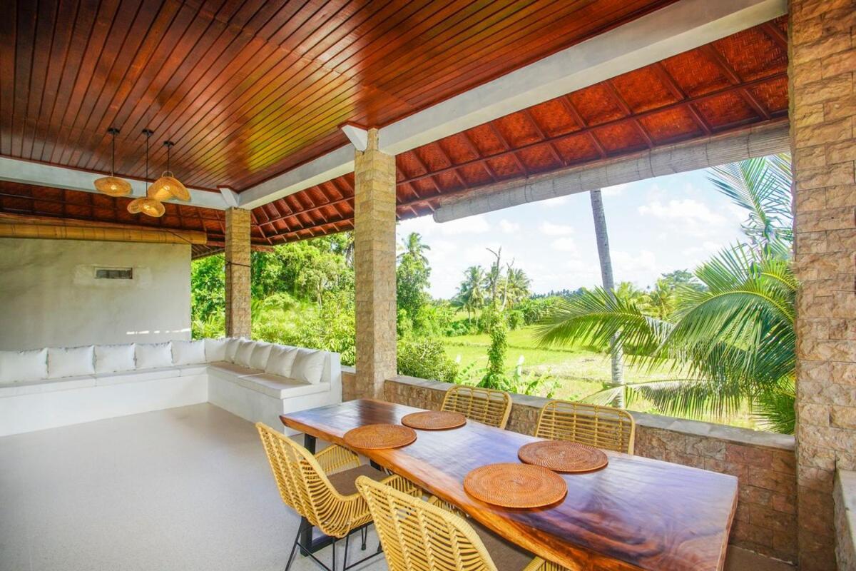 Peaceful Private With Rice Fields View Villa Ubud (Bali)