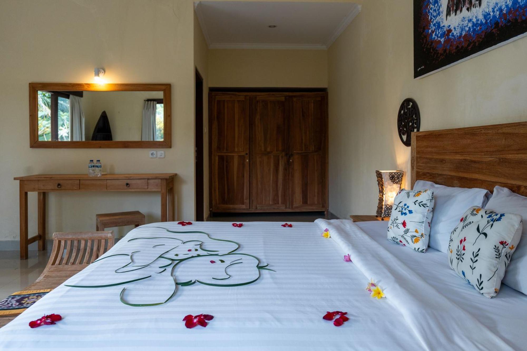 Villa Antira Private *