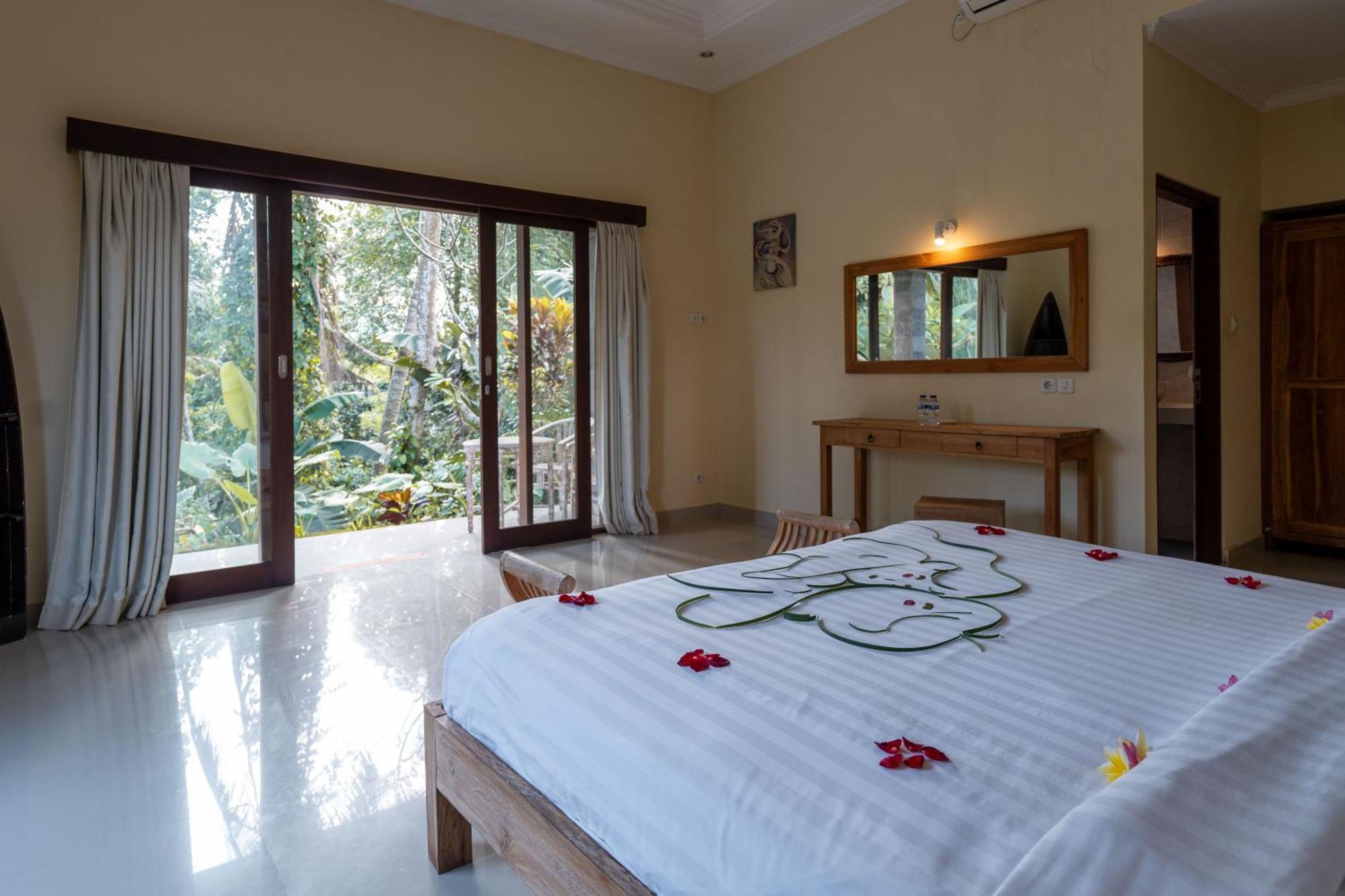 Antira Private Villa