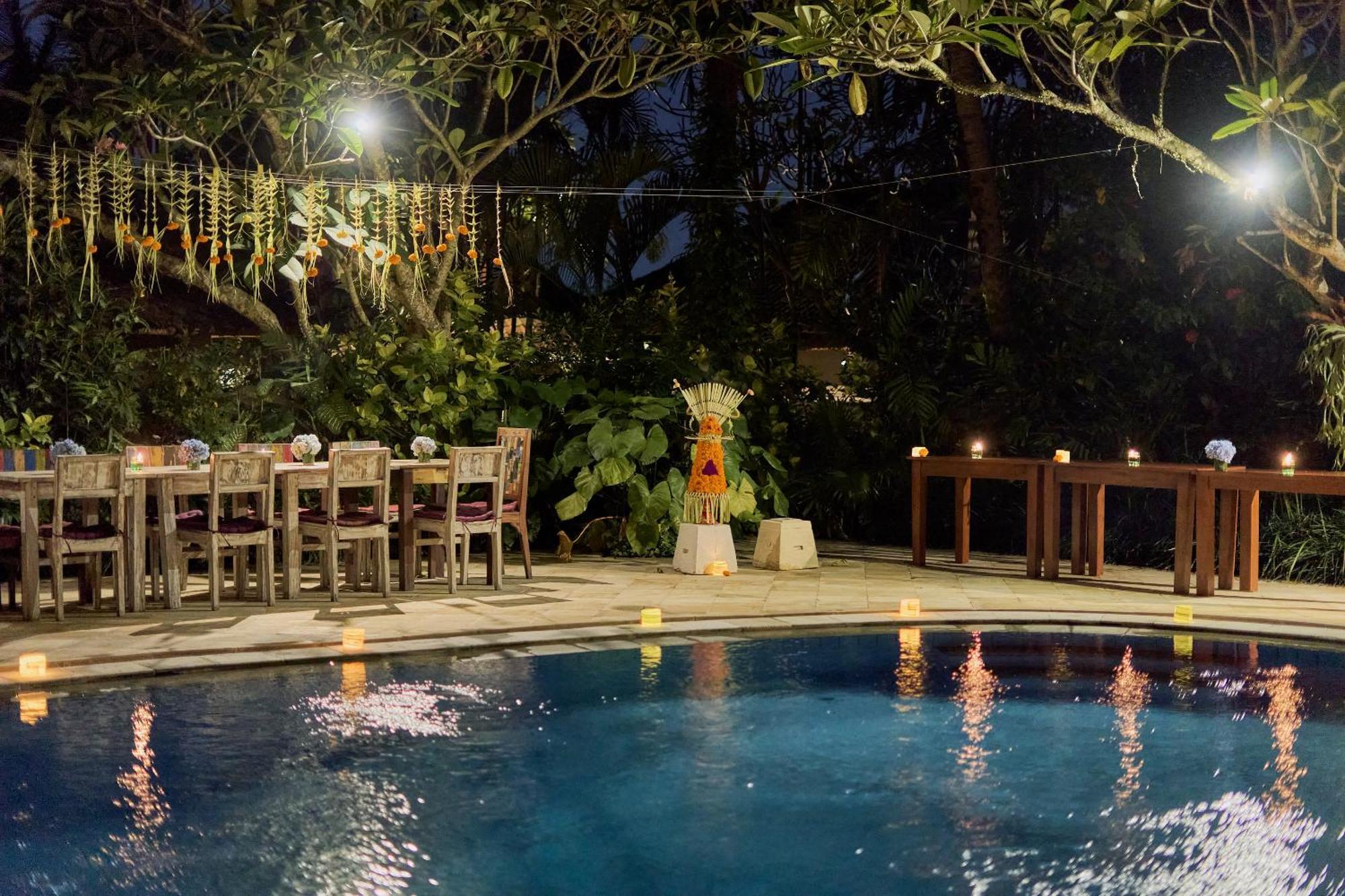 Sama's And Ubud (Bali)