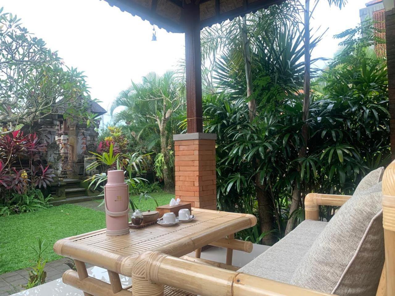 Sahadewa House Guest house