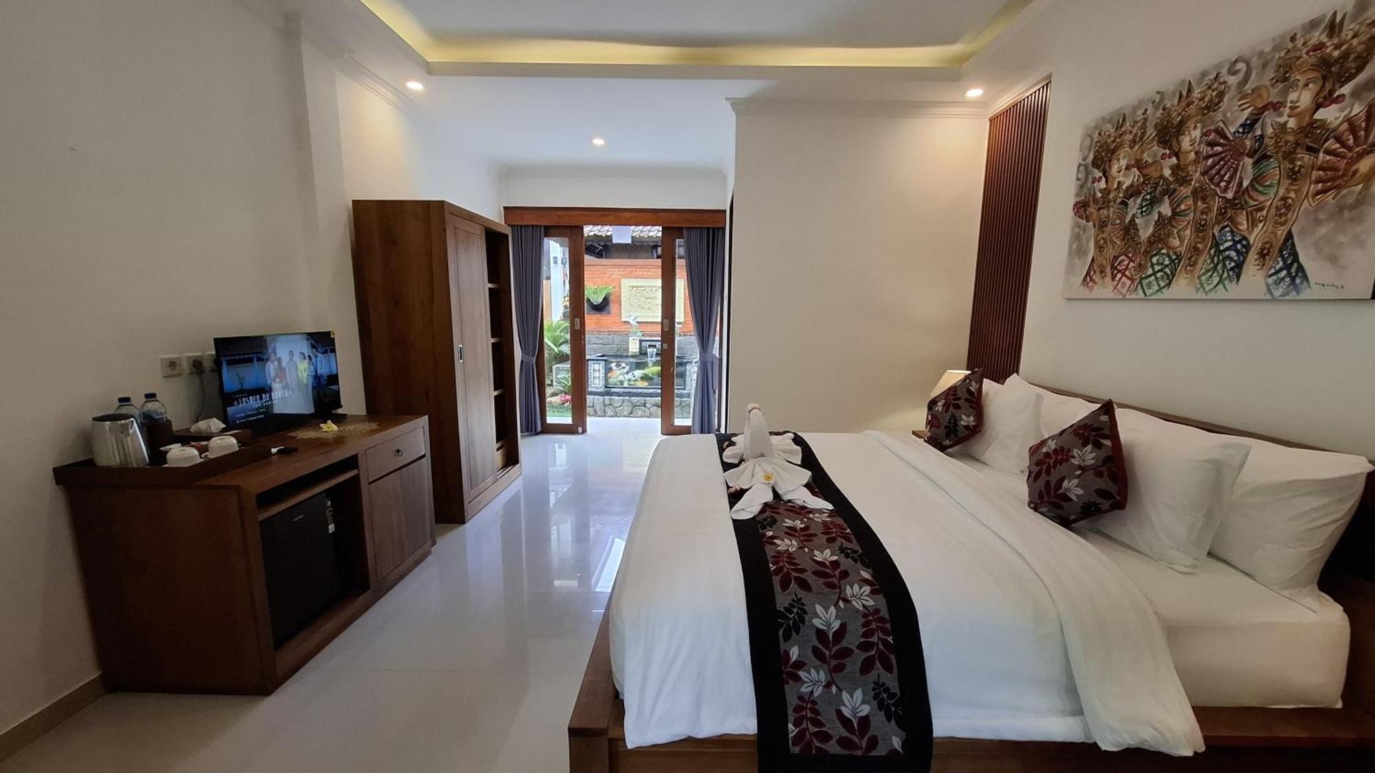 Asna House *