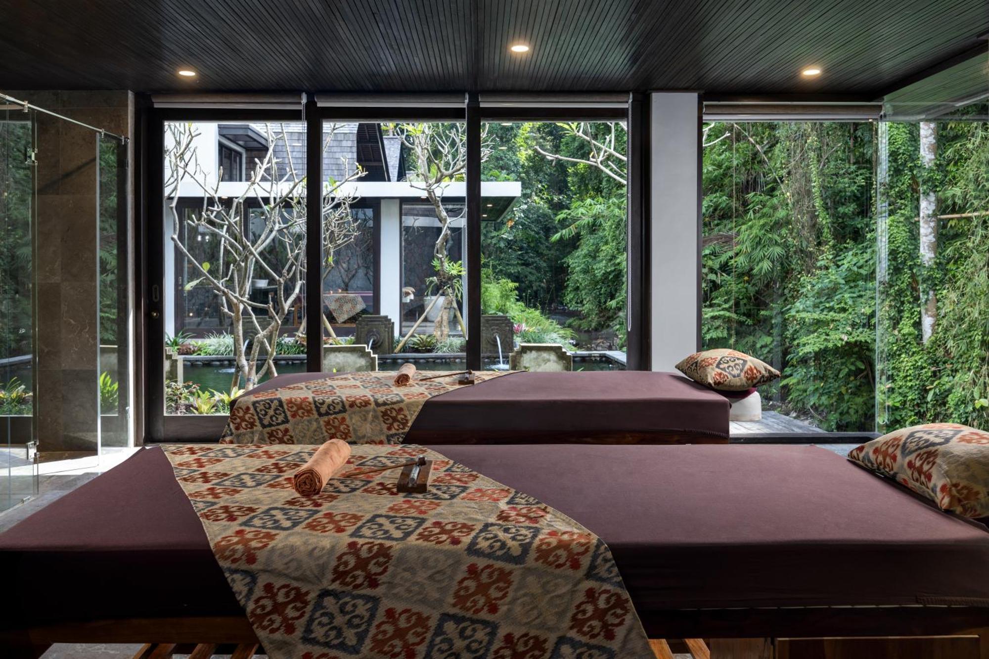 Unagi Mas By Emana Hotel